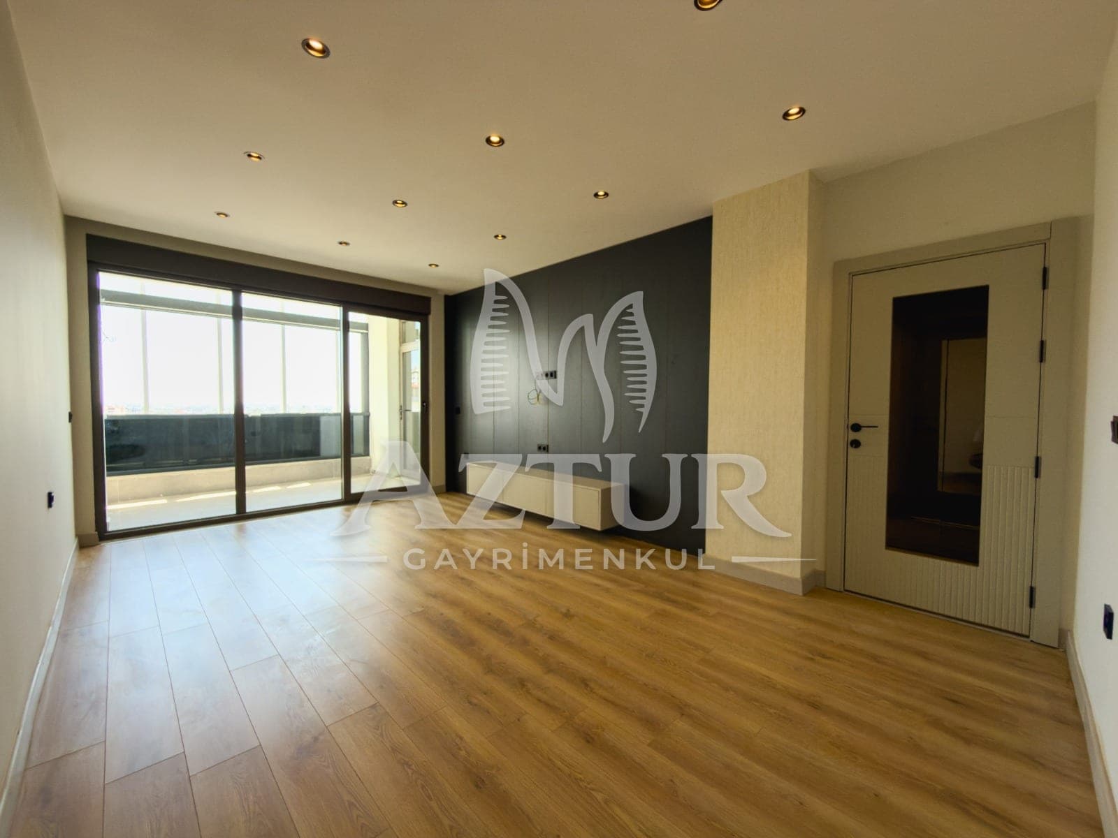 FEVZİ ÇAKMAK'TA TRAMVAY CADDE ÜZERİ LÜKS YAPIM 2+1 SATILIK DAİRE