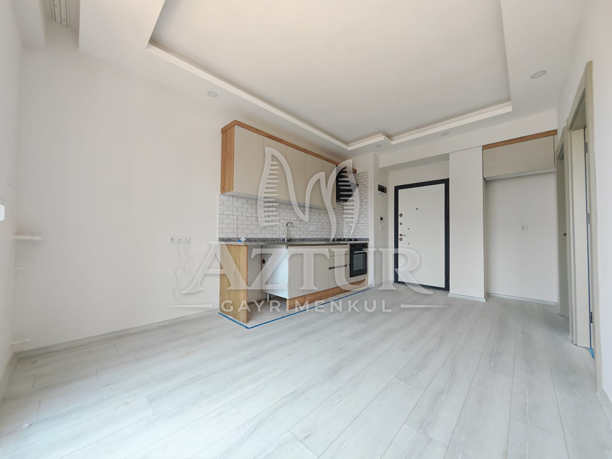 ÇAMLIBEL'DE ARAKAT AÇIK MUTFAK 1+1 SATILIK DAİRE