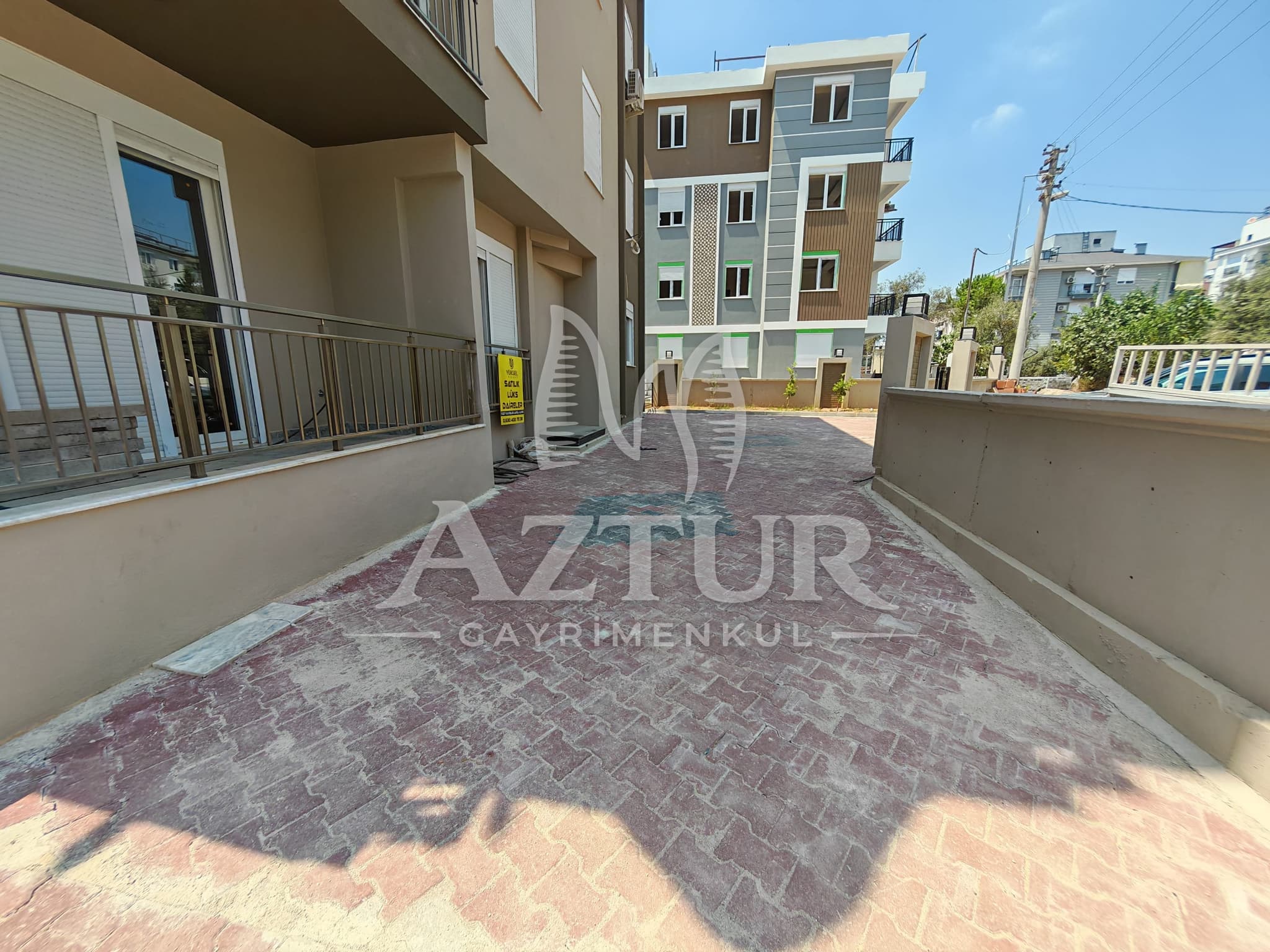 ÇAMLIBEL'DE ARAKAT AÇIK MUTFAK 1+1 SATILIK DAİRE