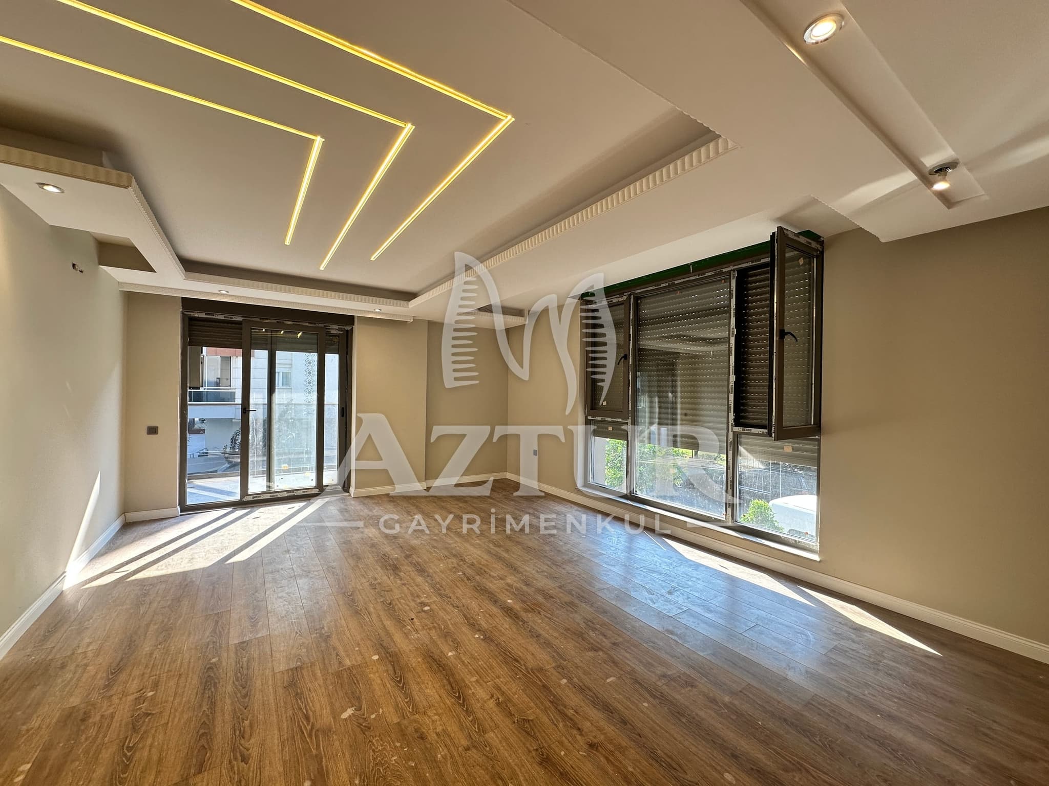 HURMA'DA TEK BLOKLU SİTE İÇERİSİNDE 3+1 SATILIK DAİRE