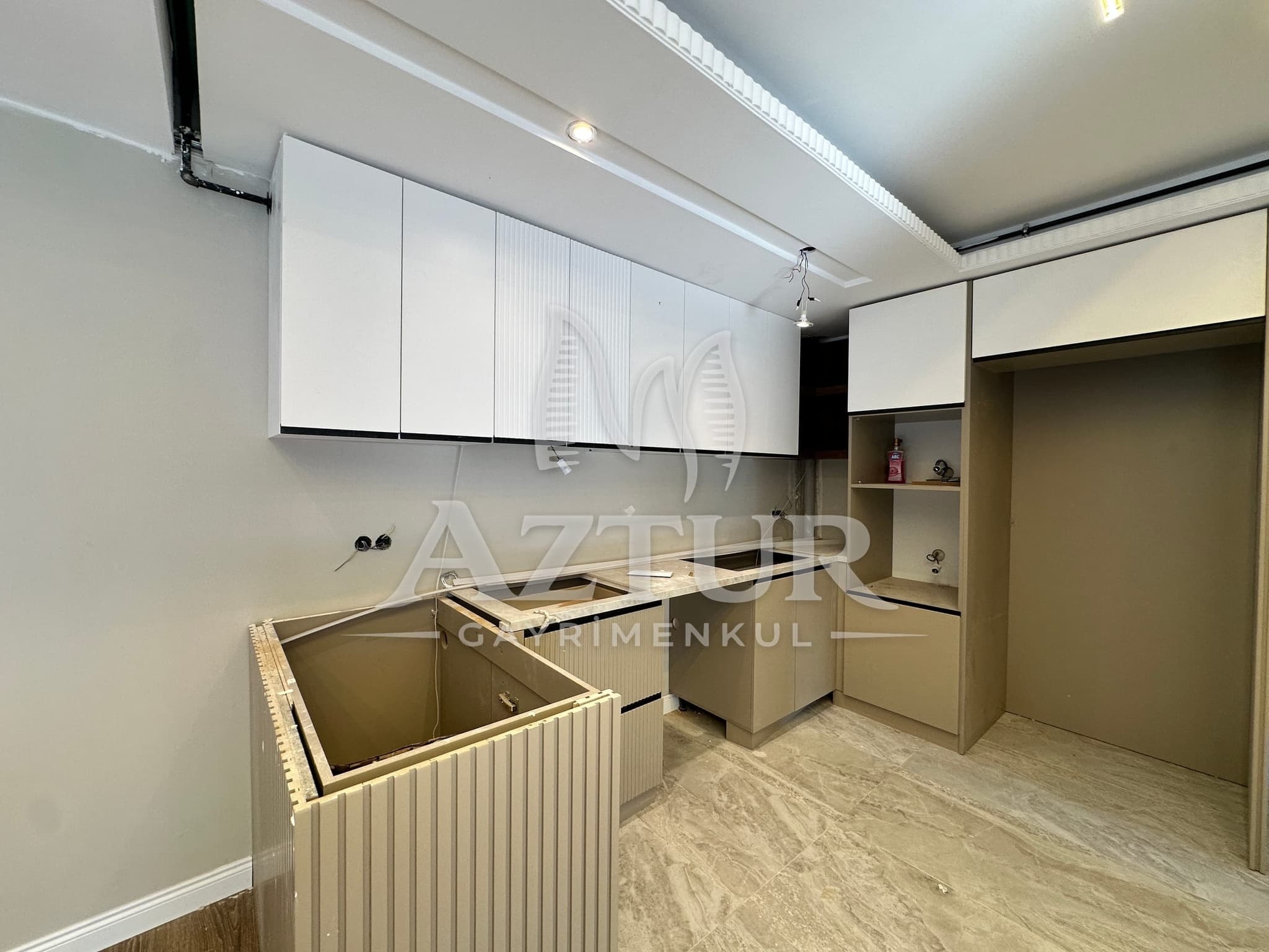HURMA'DA TEK BLOKLU SİTE İÇERİSİNDE 3+1 SATILIK DAİRE