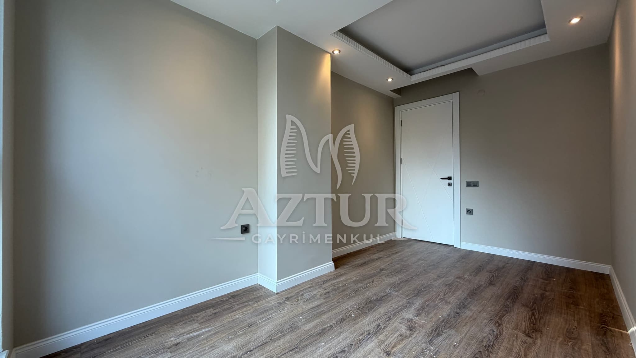 HURMA'DA TEK BLOKLU SİTE İÇERİSİNDE 3+1 SATILIK DAİRE