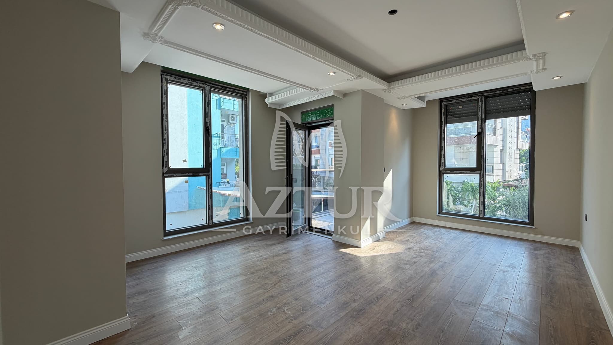 HURMA'DA TEK BLOKLU SİTE İÇERİSİNDE 3+1 SATILIK DAİRE
