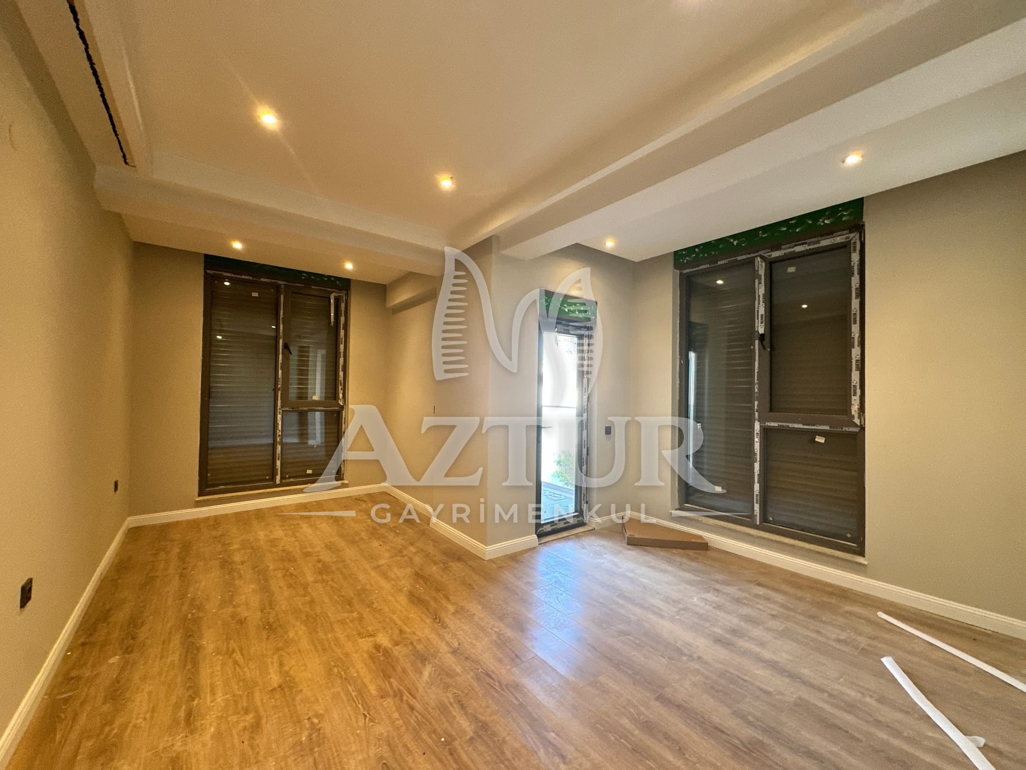HURMA'DA TEK BLOKLU SİTE İÇERİSİNDE DUBLEKS 4+1 SATILIK DAİRE