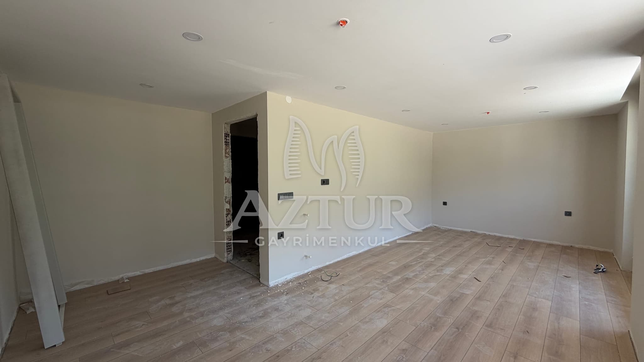 SARISU'DA HAVUZLU SİTE İÇERİSİNDE 1+1 SATILIK DAİRE