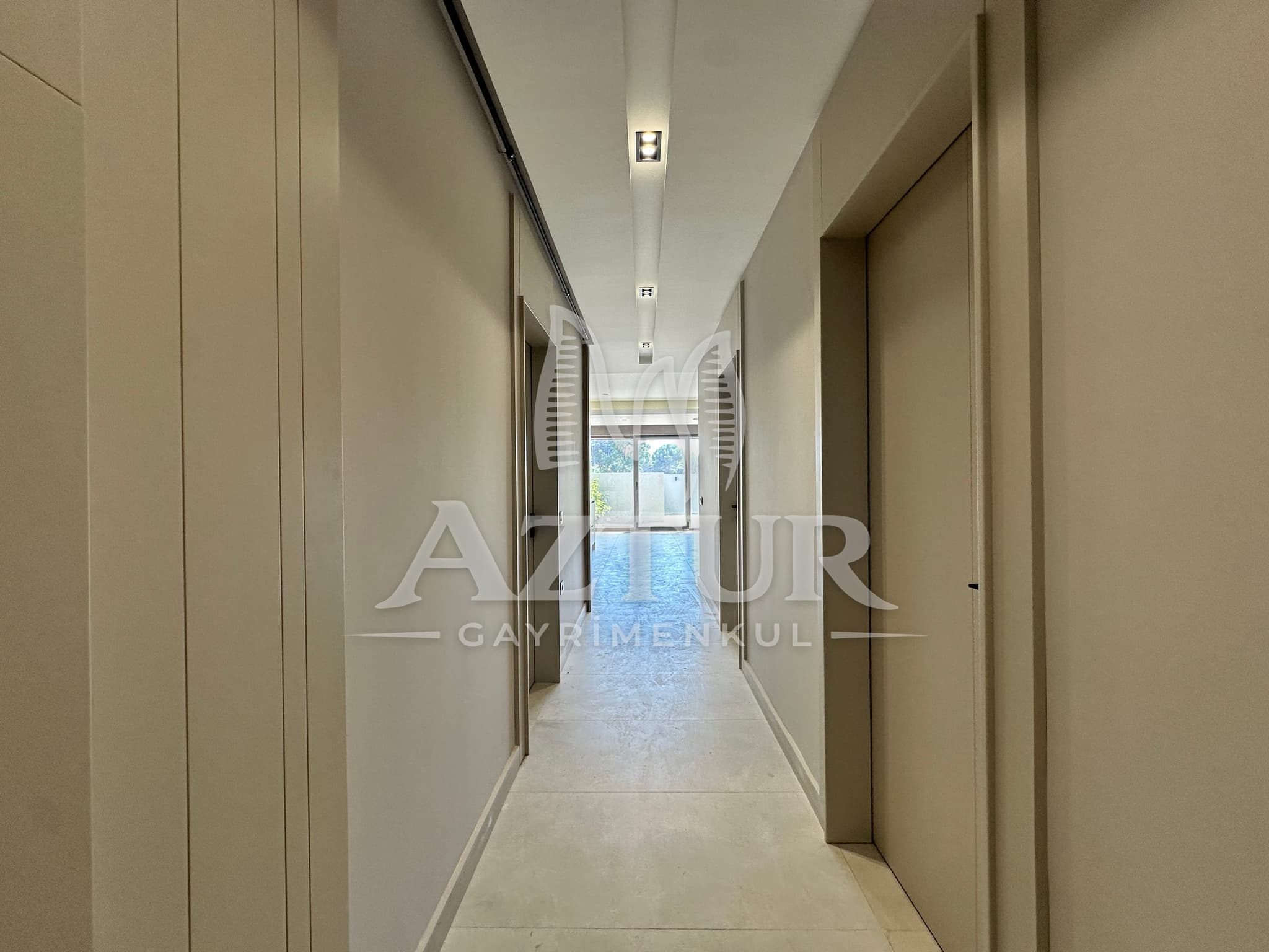 MOLLA YUSUF VİLLALAR BÖLGESİNDE ÖZEL BAHÇELİ 2+1 SATILIK DAİRE