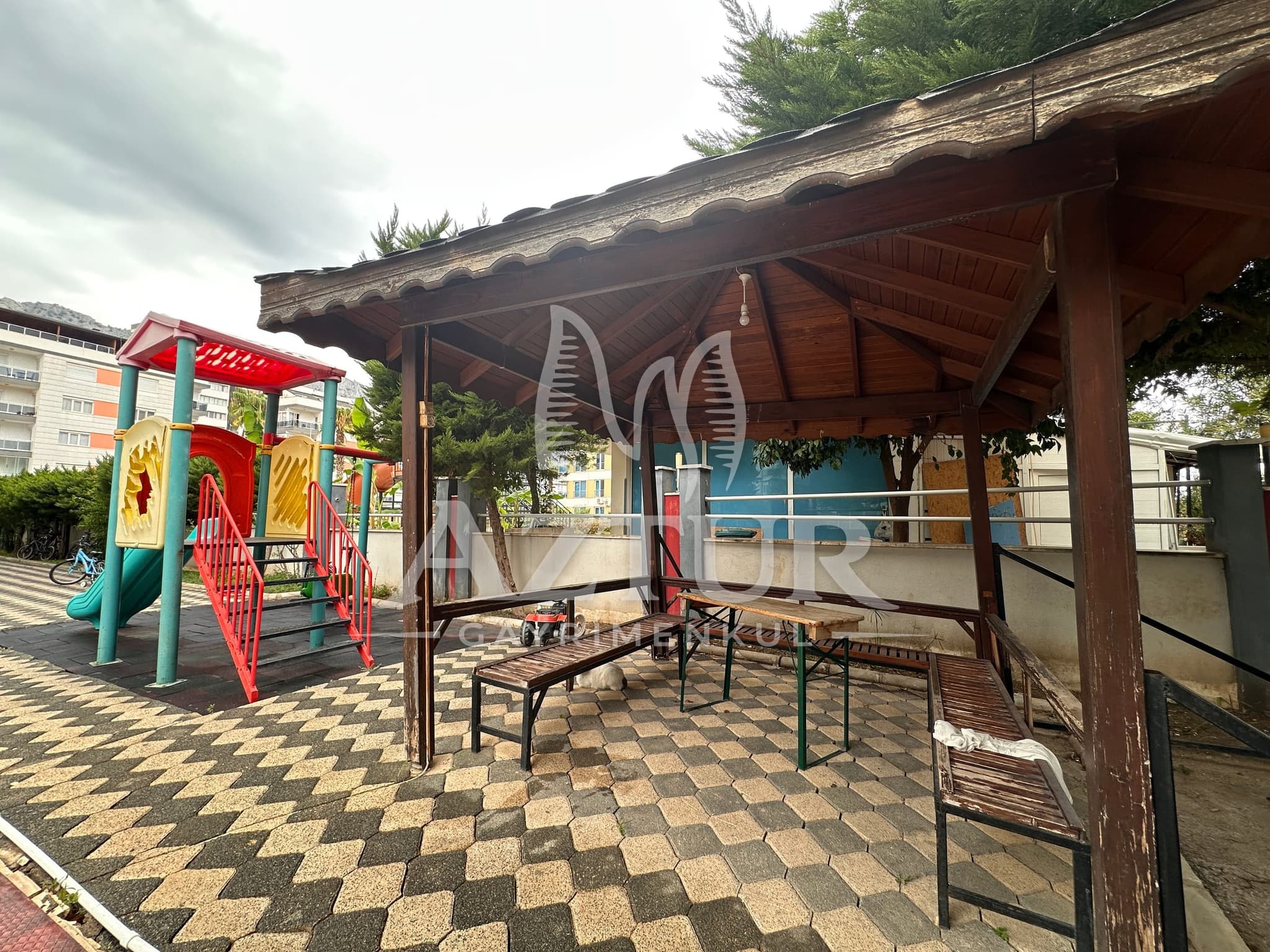 SARISU'DA HAVUZLU SİTE İÇERİSİNDE FULL TADİLATLI 1+1 SATILIK DAİRE