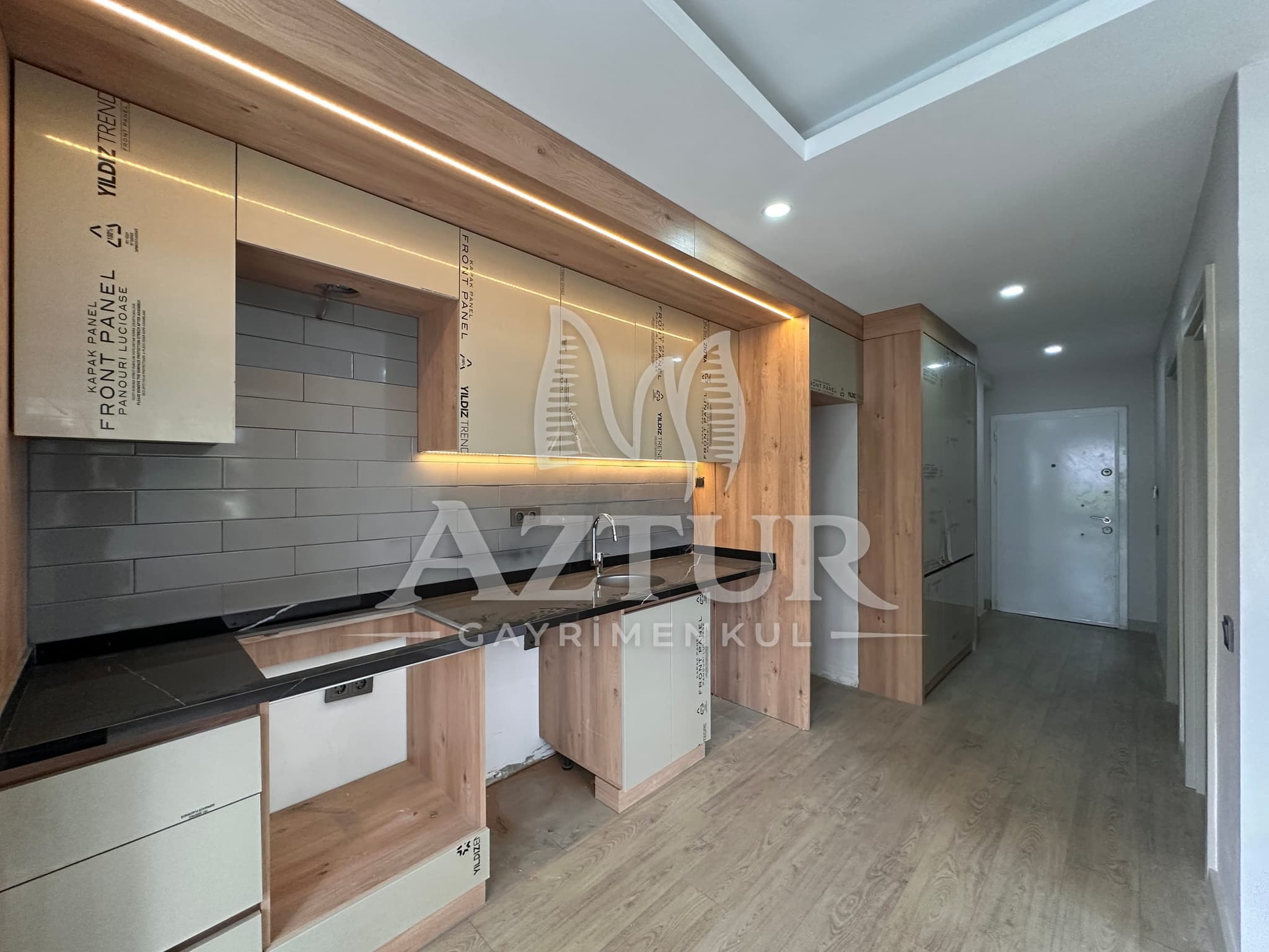 SARISU'DA HAVUZLU SİTE İÇERİSİNDE FULL TADİLATLI 1+1 SATILIK DAİRE