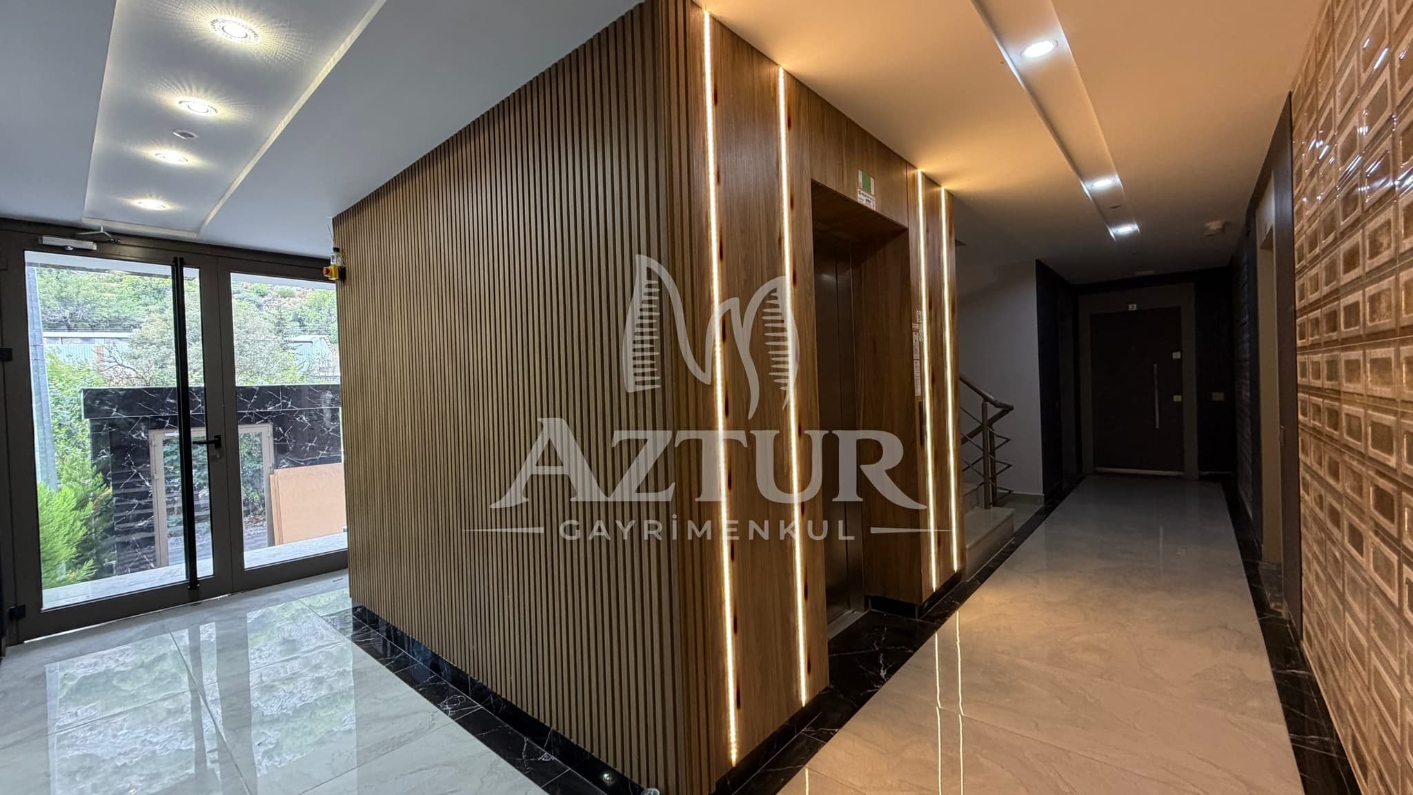 HURMA'DA TEK BLOKLU SİTE İÇERİSİNDE HAVUZLU 1+1 SATILIK DAİRE