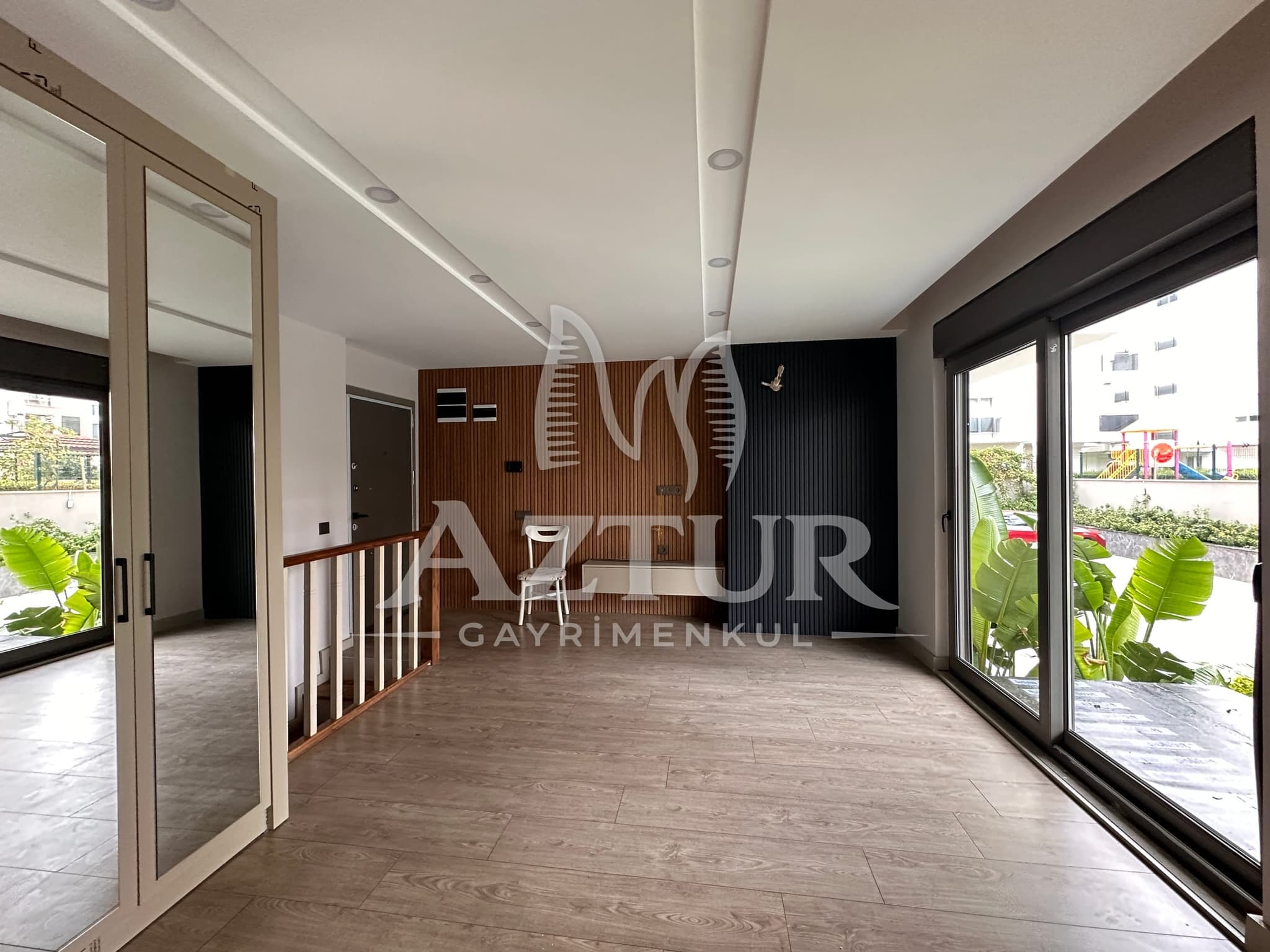 HURMA'DA TEK BLOKLU SİTE İÇERİSİNDE HAVUZLU 1+1 SATILIK DAİRE