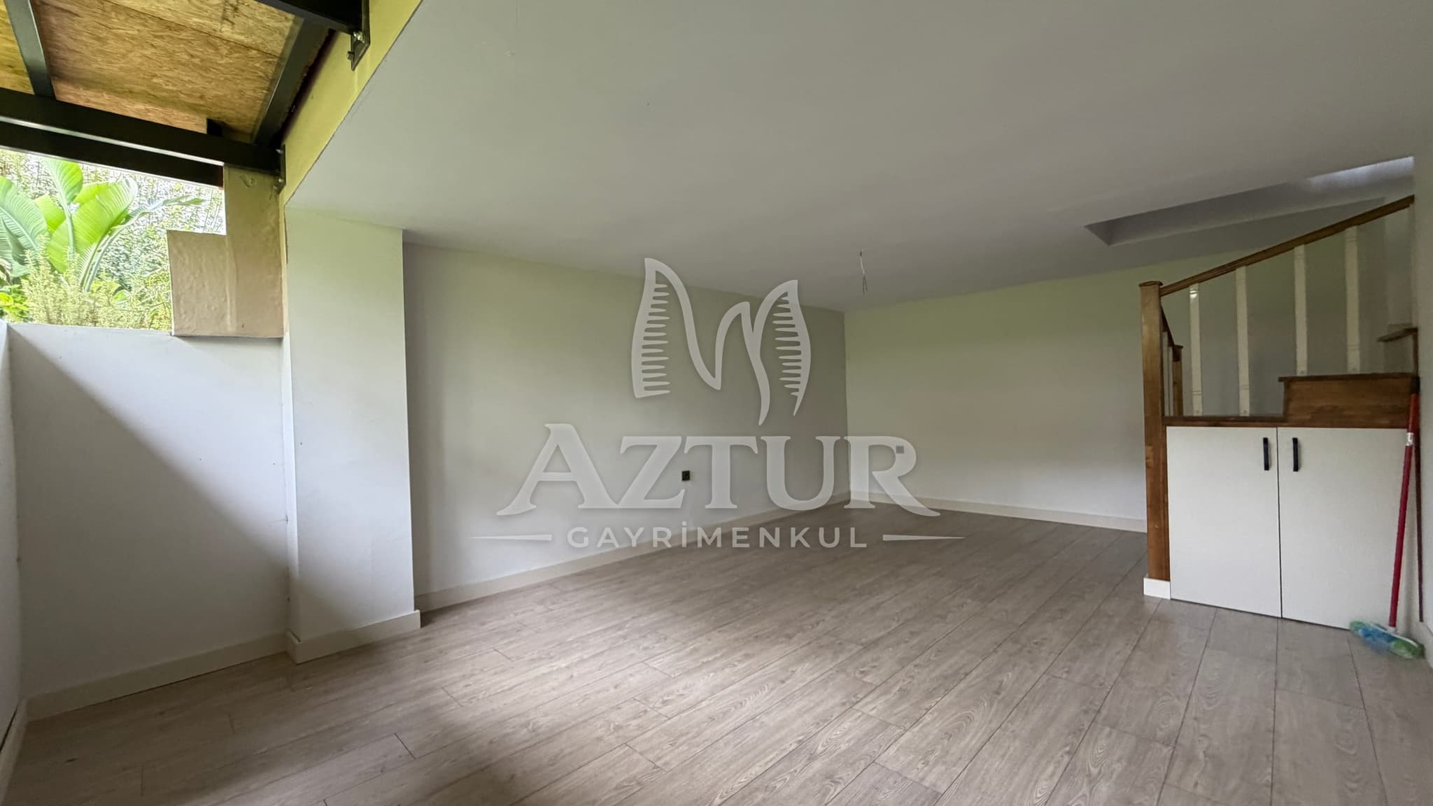 HURMA'DA TEK BLOKLU SİTE İÇERİSİNDE HAVUZLU 1+1 SATILIK DAİRE