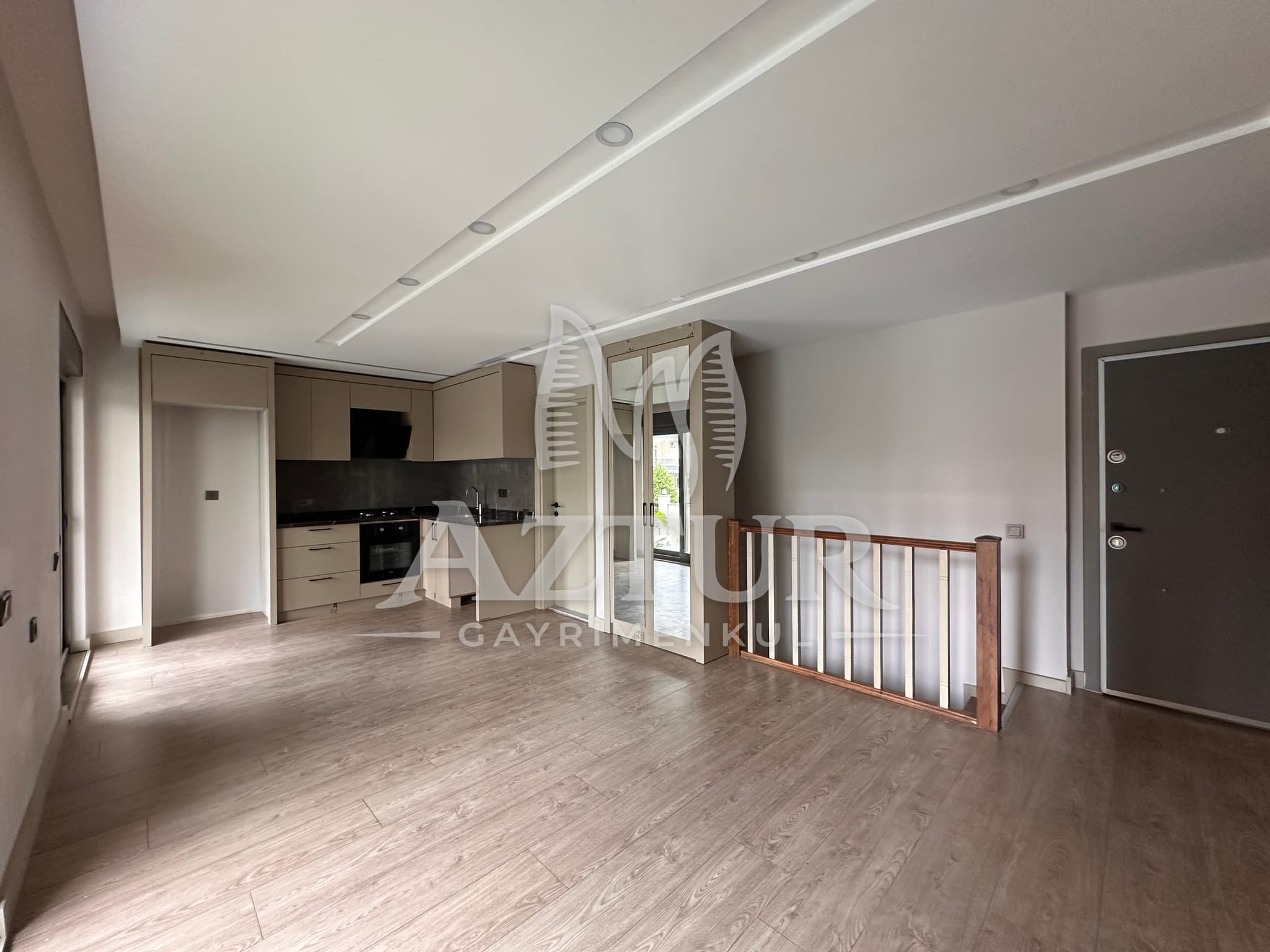HURMA'DA TEK BLOKLU SİTE İÇERİSİNDE HAVUZLU 1+1 SATILIK DAİRE