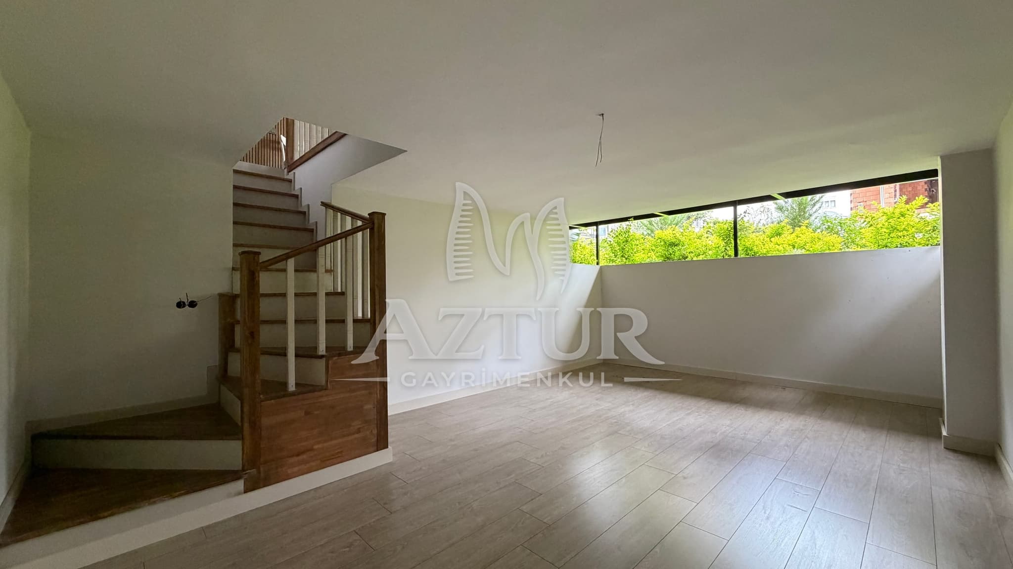 HURMA'DA TEK BLOKLU SİTE İÇERİSİNDE HAVUZLU 1+1 SATILIK DAİRE