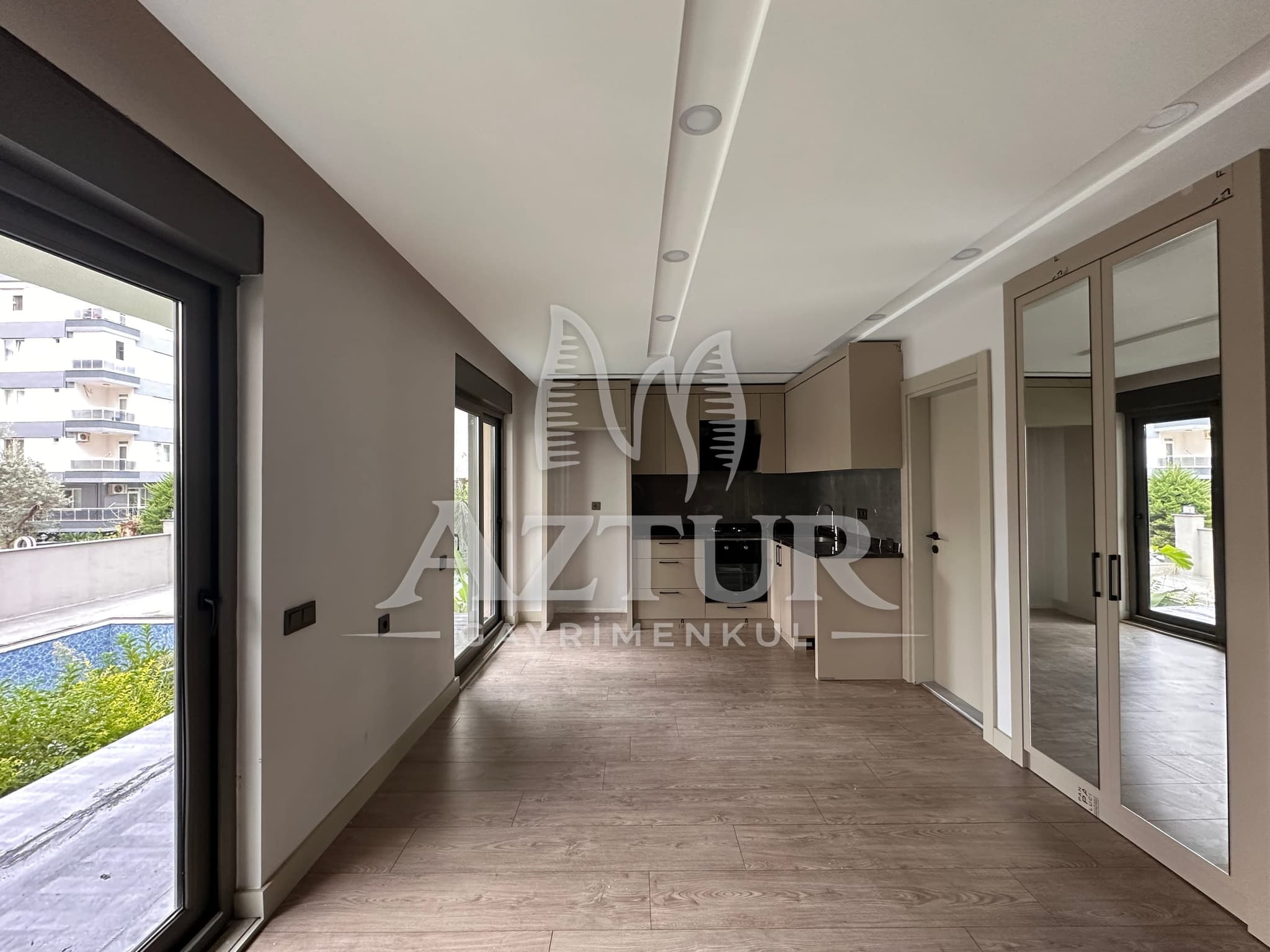 HURMA'DA TEK BLOKLU SİTE İÇERİSİNDE HAVUZLU 1+1 SATILIK DAİRE