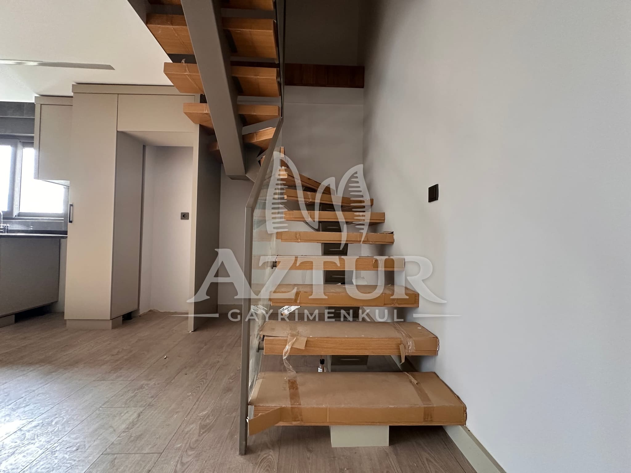 HURMA'DA TEK BLOKLU SİTE İÇERİSİNDE HAVUZLU DUBLEKS 3+1 SATILIK DAİRE