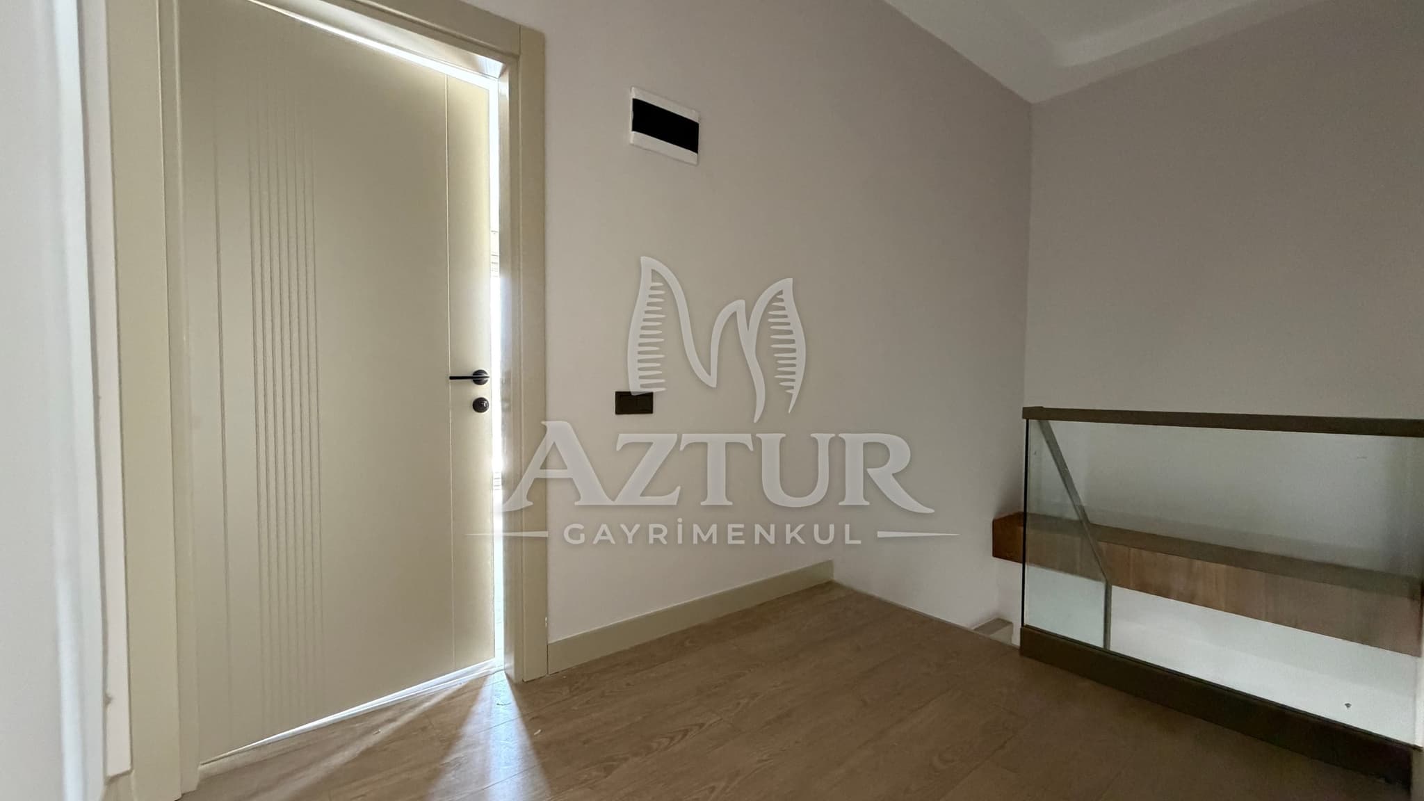 HURMA'DA TEK BLOKLU SİTE İÇERİSİNDE HAVUZLU DUBLEKS 3+1 SATILIK DAİRE