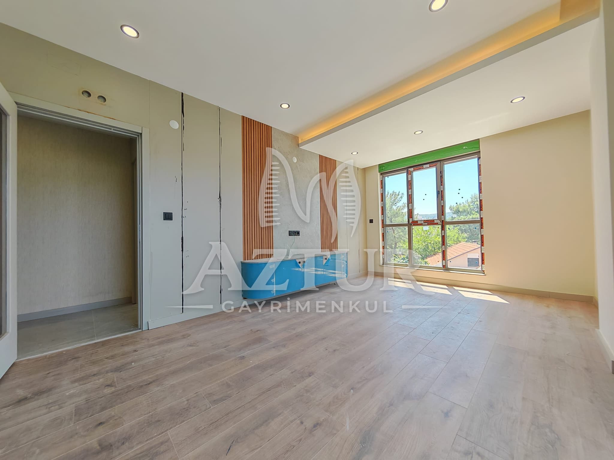 AKTOPRAK'TA HAVUZLU SİTE İÇERİSİNDE SIFIR 2+1 SATILIK DAİRE