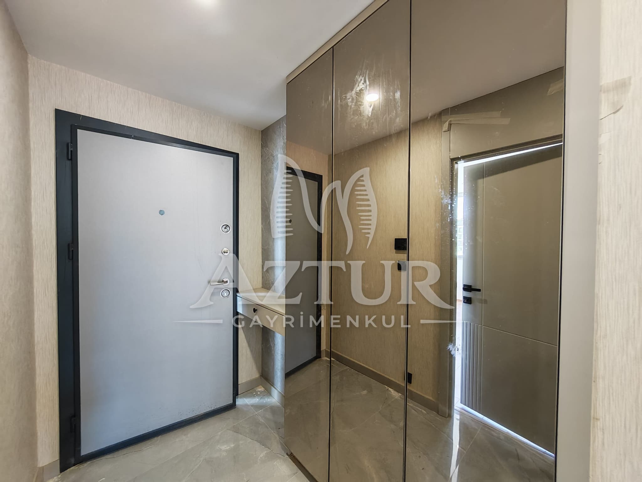 AKTOPRAK'TA HAVUZLU SİTE İÇERİSİNDE SIFIR 2+1 SATILIK DAİRE