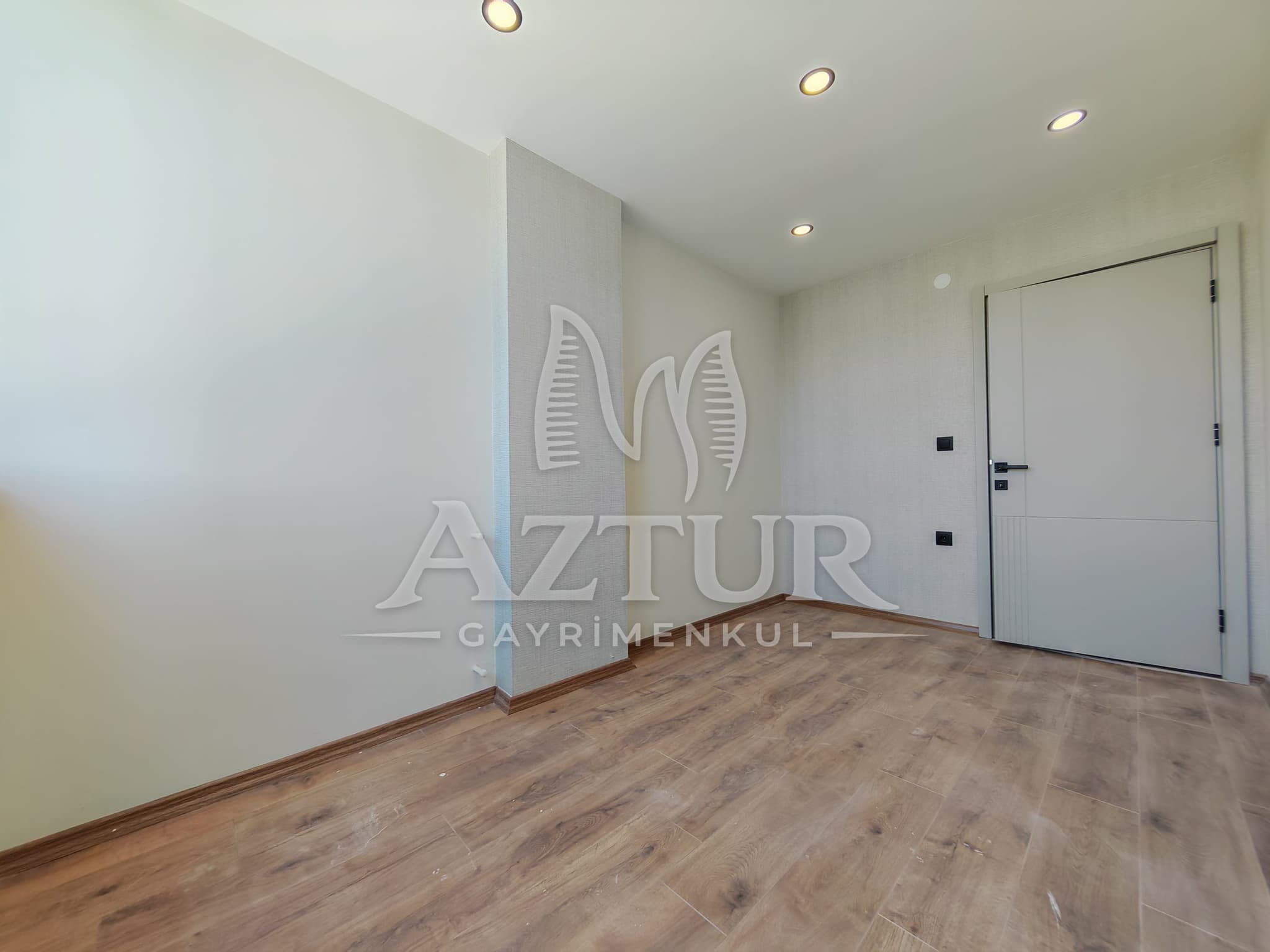 AKTOPRAK'TA HAVUZLU SİTE İÇERİSİNDE SIFIR 2+1 SATILIK DAİRE