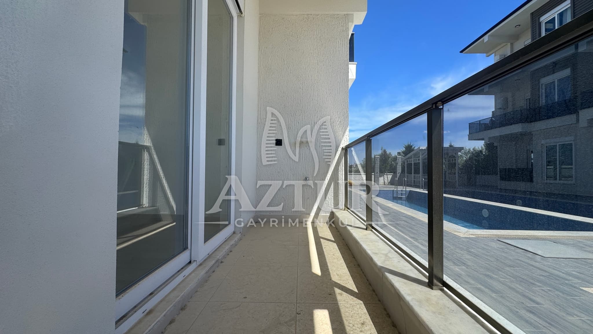 AYANOĞLU MH HAVUZLU SİTE İÇERİSİNDE BAHÇE KAT 1+1 SATILIK DAİRE