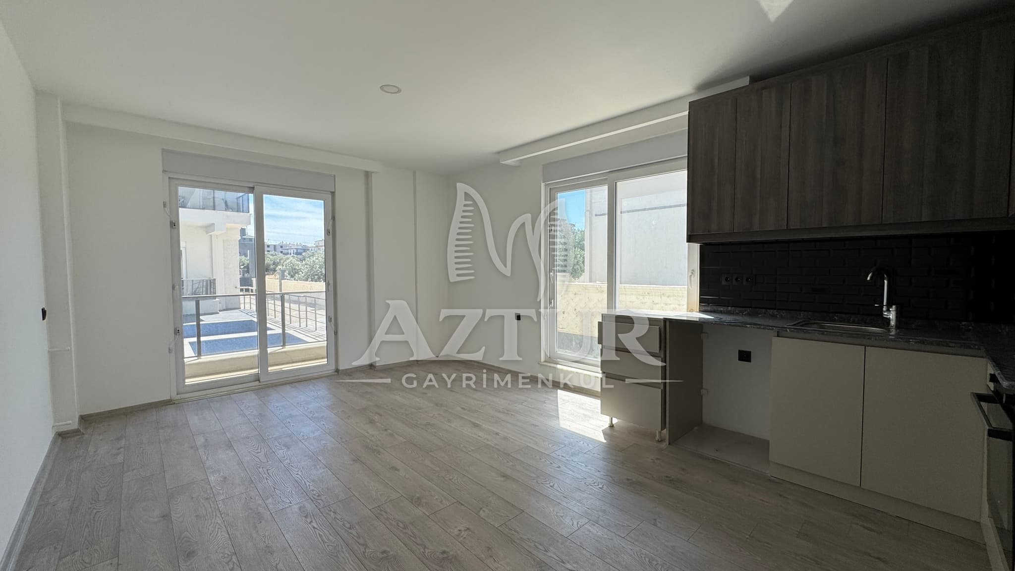 AYANOĞLU MH HAVUZLU SİTE İÇERİSİNDE BAHÇE KAT 1+1 SATILIK DAİRE