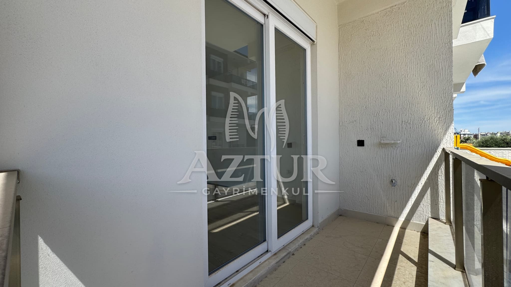 AYANOĞLU MH HAVUZLU SİTE İÇERİSİNDE BAHÇE KAT 1+1 SATILIK DAİRE