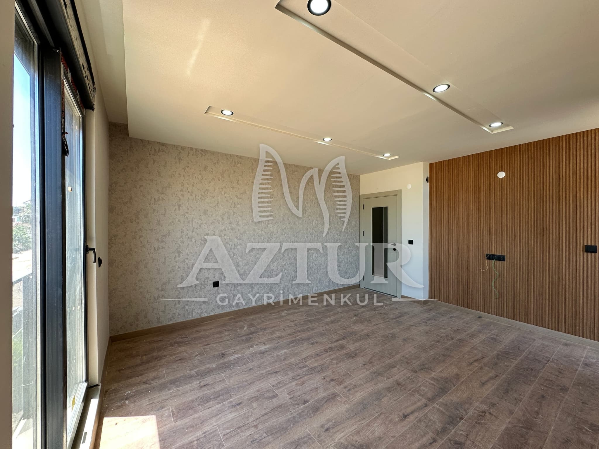 DEMİREL'DE HAVUZ-AÇIK OTOPARK SİTE İÇERİSİNDE 2+1 Y.GİRİŞ SATILIK DAİRE