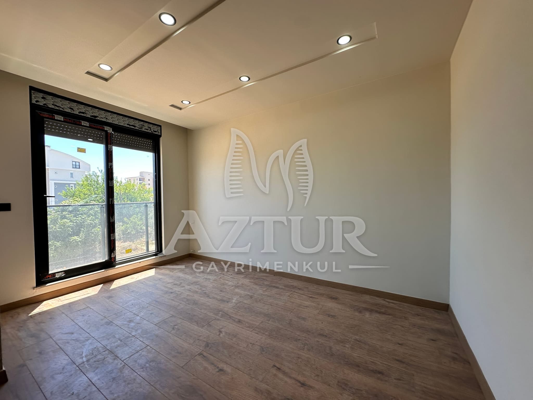 DEMİREL'DE HAVUZ-AÇIK OTOPARK SİTE İÇERİSİNDE 2+1 Y.GİRİŞ SATILIK DAİRE
