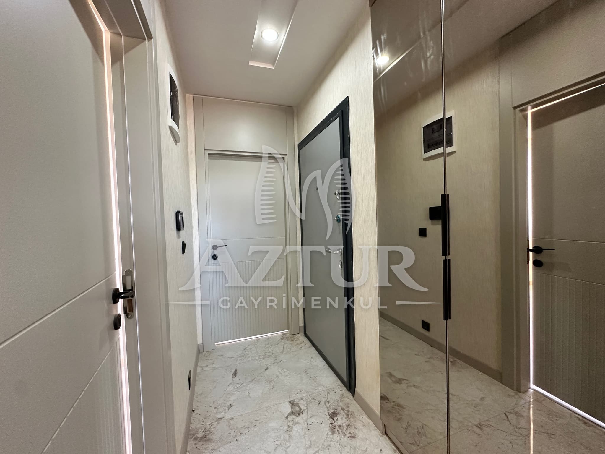 DEMİREL'DE HAVUZ-AÇIK OTOPARK SİTE İÇERİSİNDE 2+1 Y.GİRİŞ SATILIK DAİRE