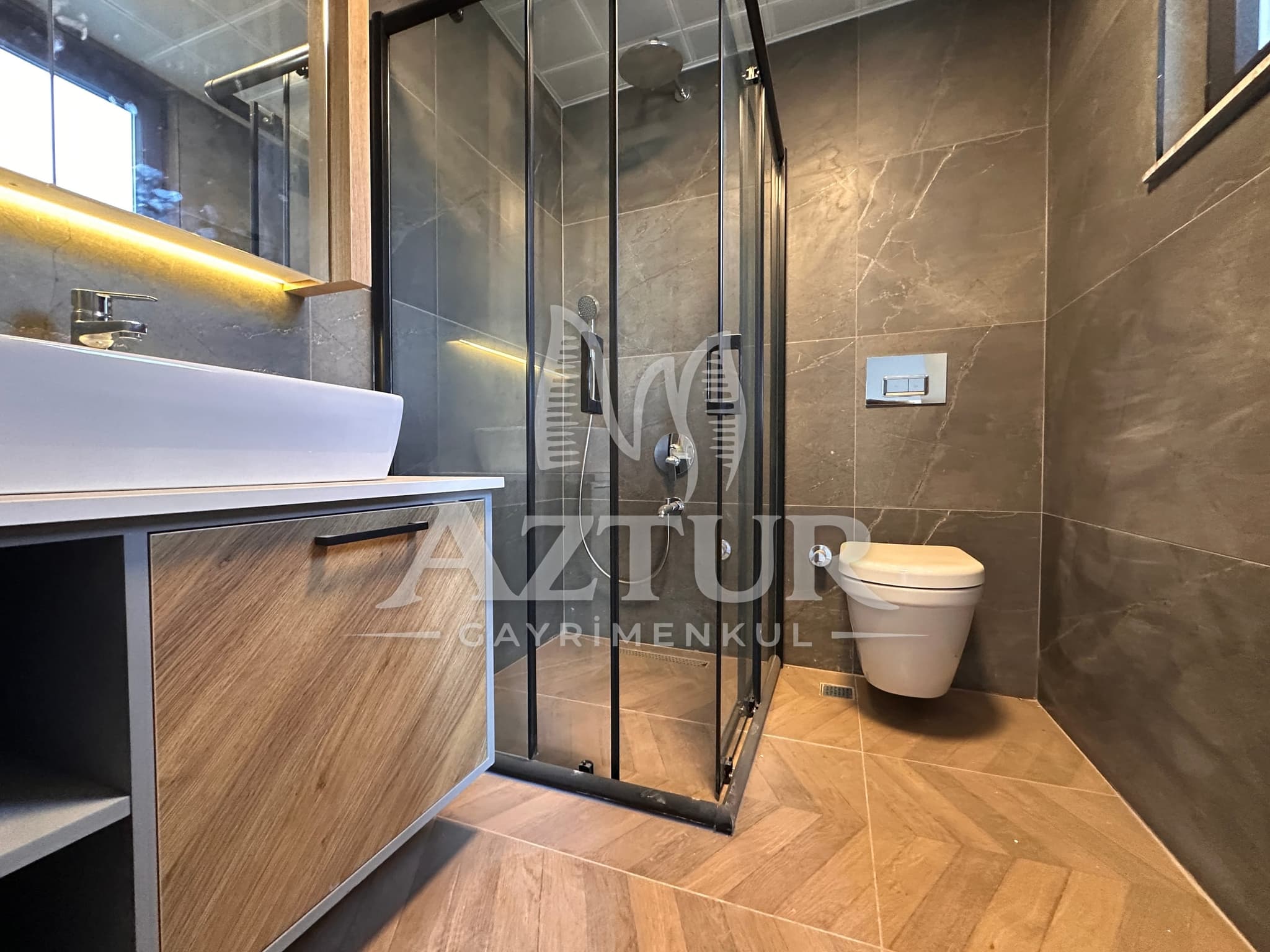 FEVZİ ÇAKMAK'TA HAVUZLU SİTE İÇERİSİNDE SIFIR 3+1 SATILIK DAİRE