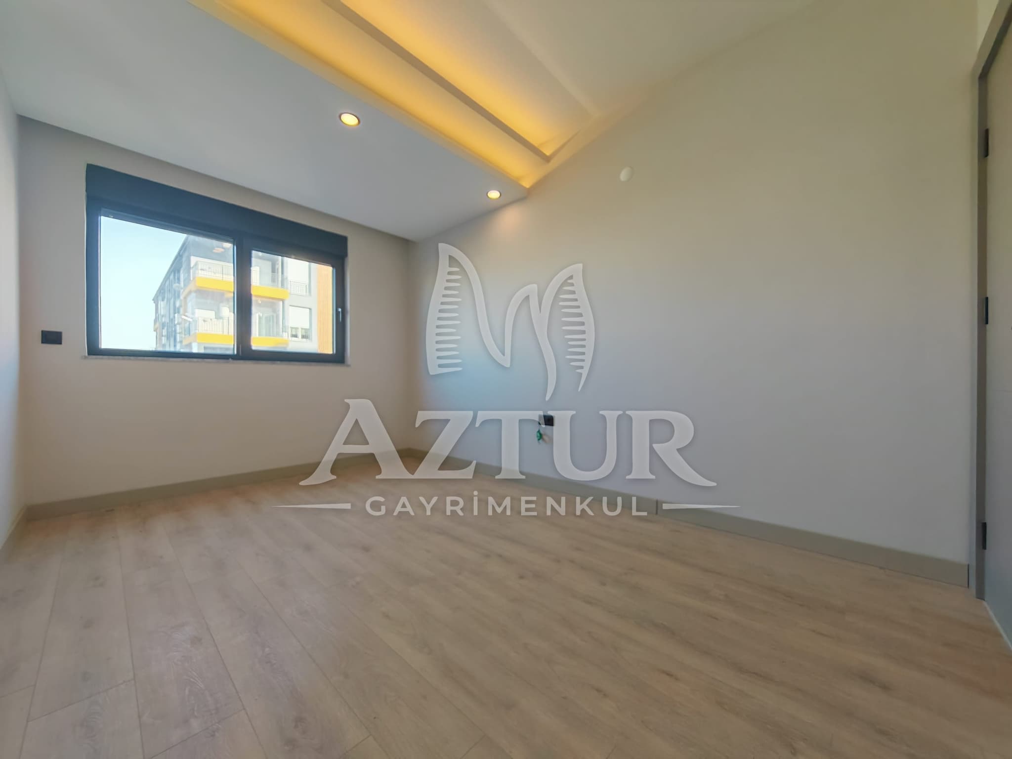 FEVZİ ÇAKMAK'TA HAVUZLU SİTE İÇERİSİNDE SIFIR 3+1 SATILIK DAİRE