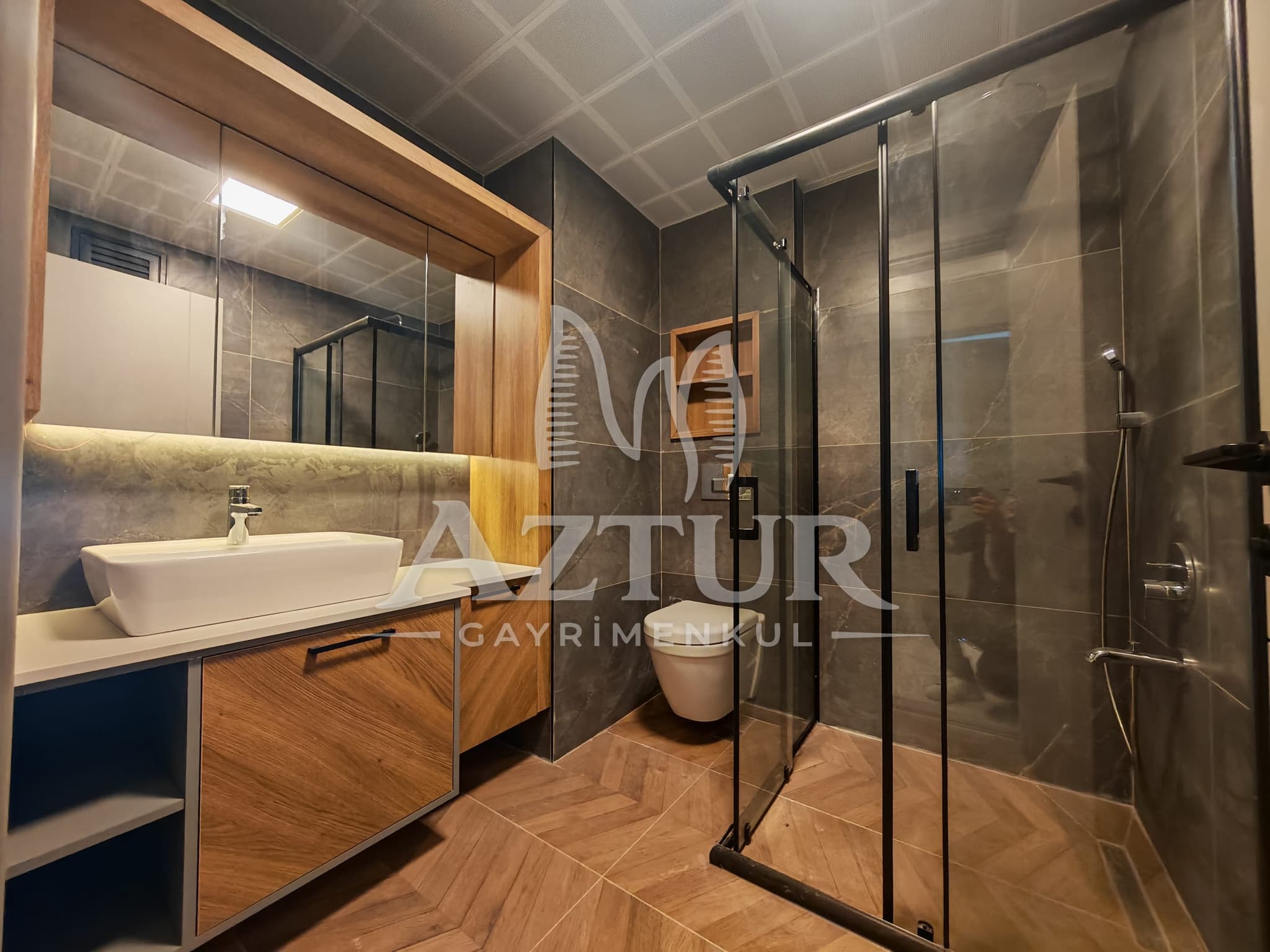 FEVZİ ÇAKMAK'TA HAVUZLU SİTE İÇERİSİNDE SIFIR 3+1 SATILIK DAİRE