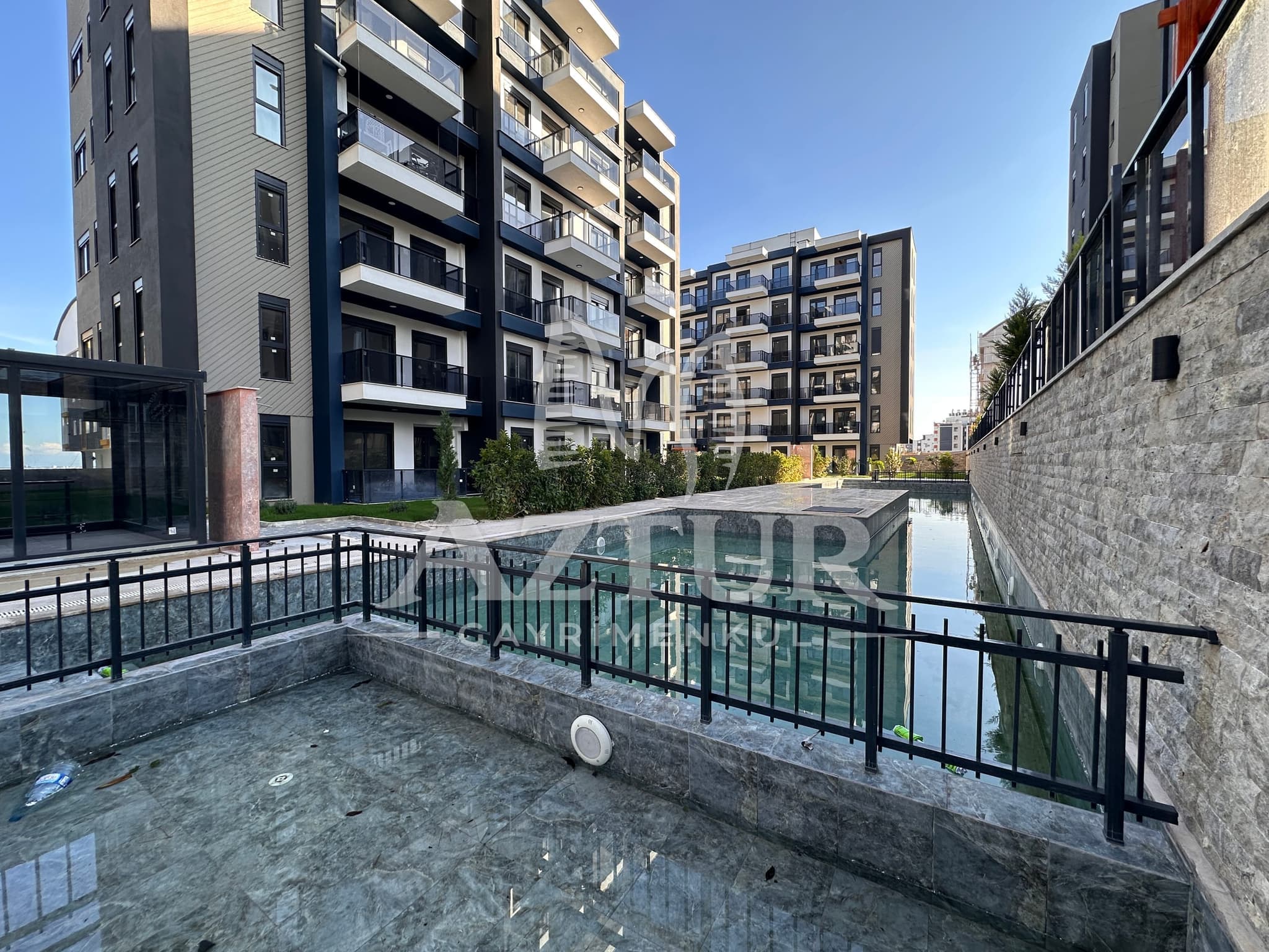 FEVZİ ÇAKMAK'TA HAVUZLU SİTE İÇERİSİNDE SIFIR 3+1 SATILIK DAİRE