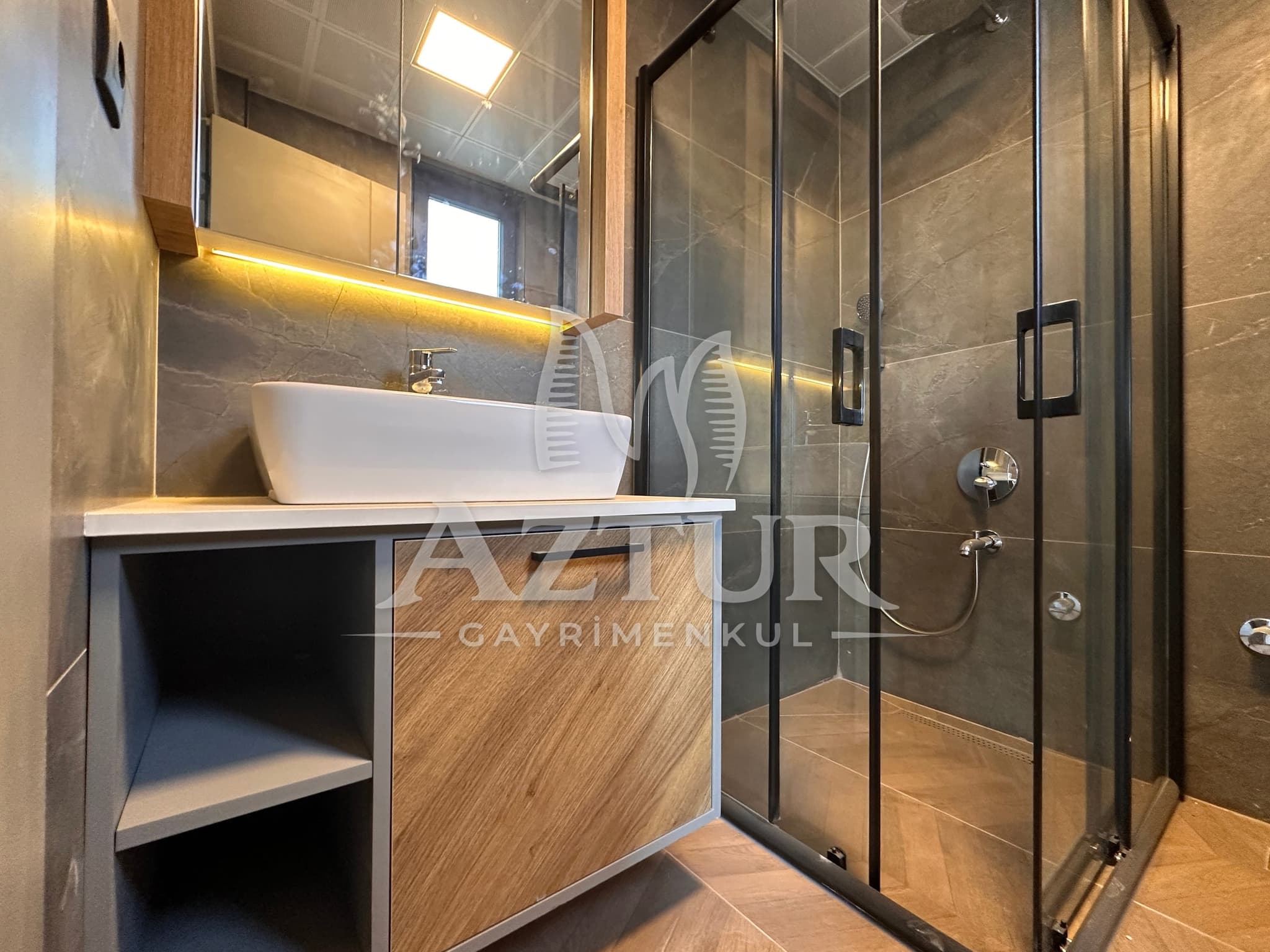 FEVZİ ÇAKMAK'TA HAVUZLU SİTE İÇERİSİNDE SIFIR 3+1 SATILIK DAİRE