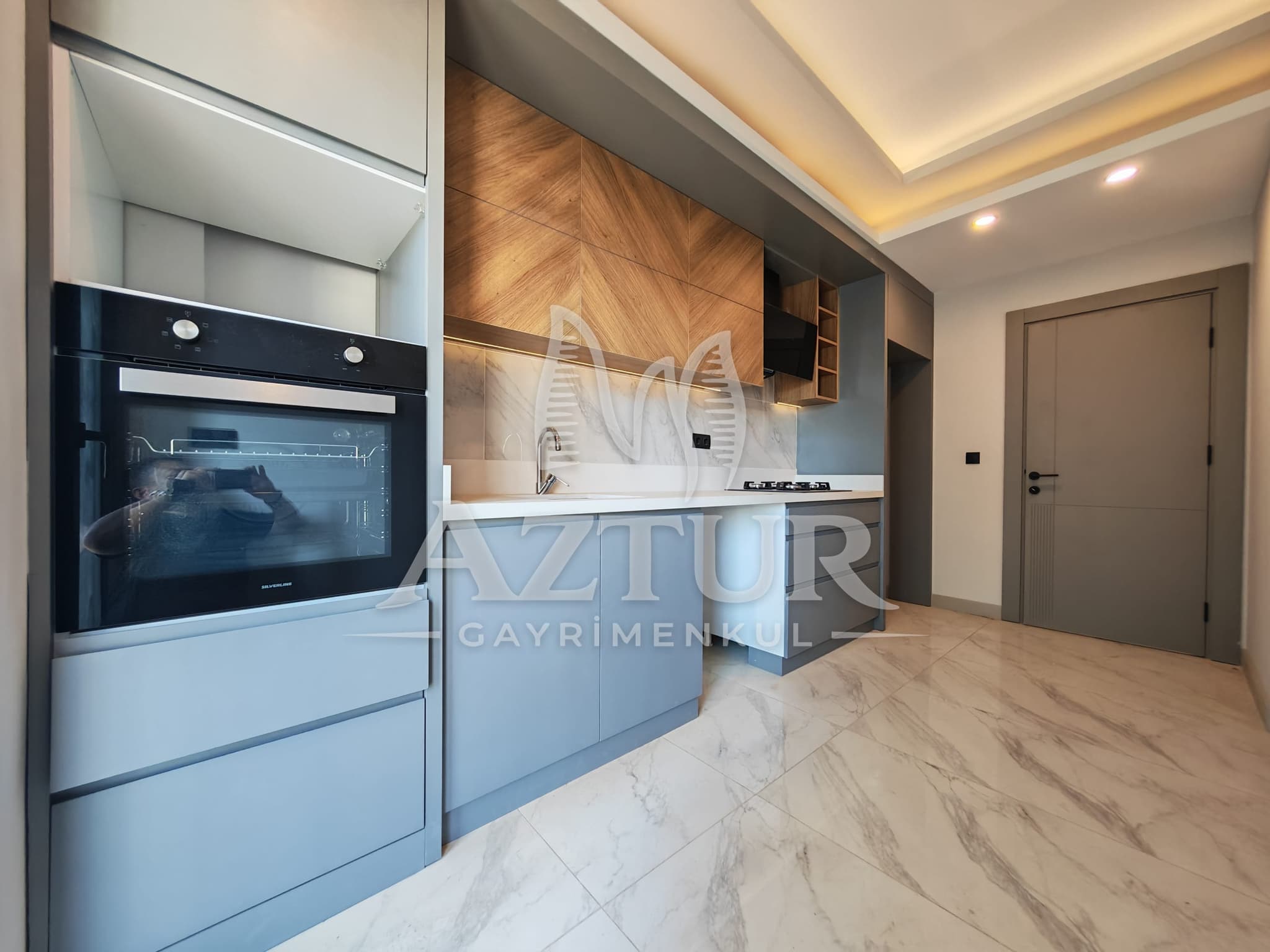 FEVZİ ÇAKMAK'TA HAVUZLU SİTE İÇERİSİNDE SIFIR 3+1 SATILIK DAİRE