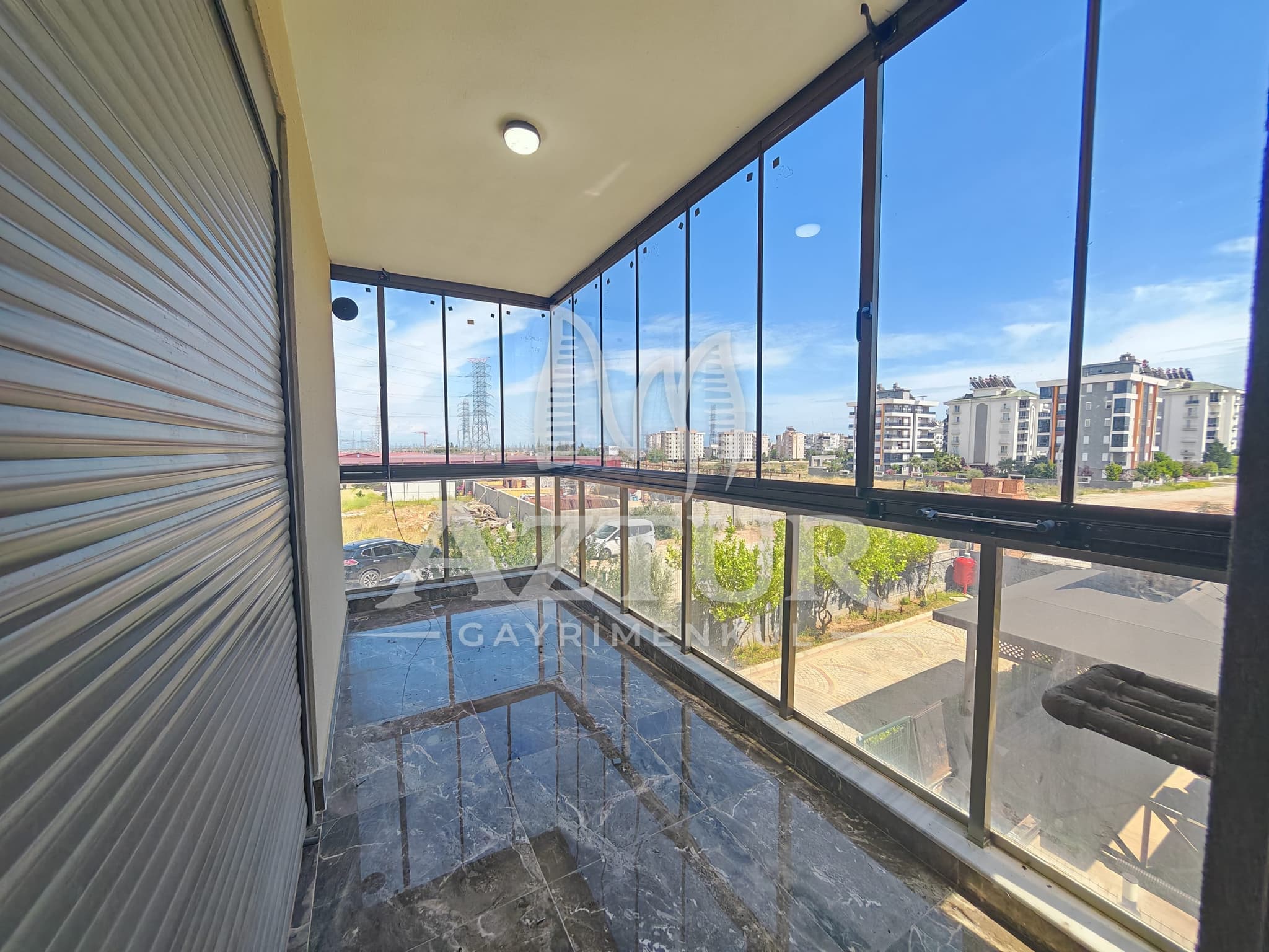 FEVZİÇAKMAK'TA HAVUZLU SİTE İÇERİSİNDE GENİŞ M2 3+1 SATILIK DAİRE