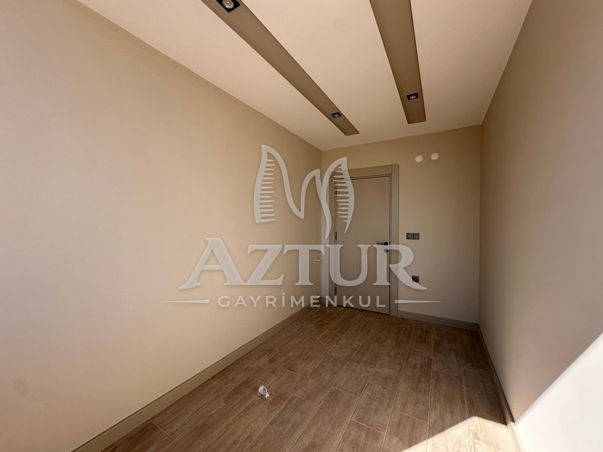 AYANOĞLU'NDA KANAL - TRAMVAY YAKINI SIFIR 2+1 SATILIK DAİRE