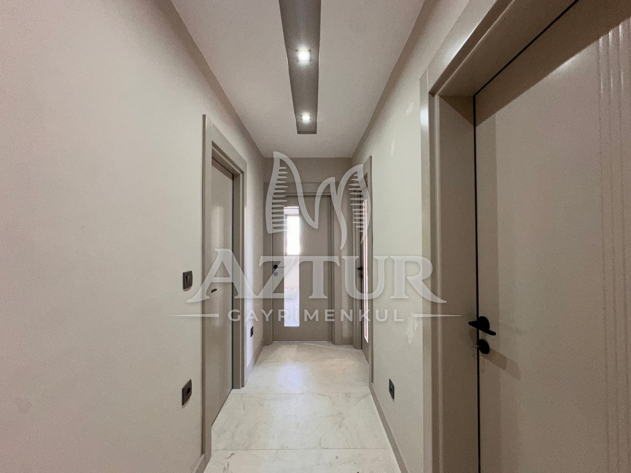 AYANOĞLU'NDA KANAL - TRAMVAY YAKINI SIFIR 2+1 SATILIK DAİRE
