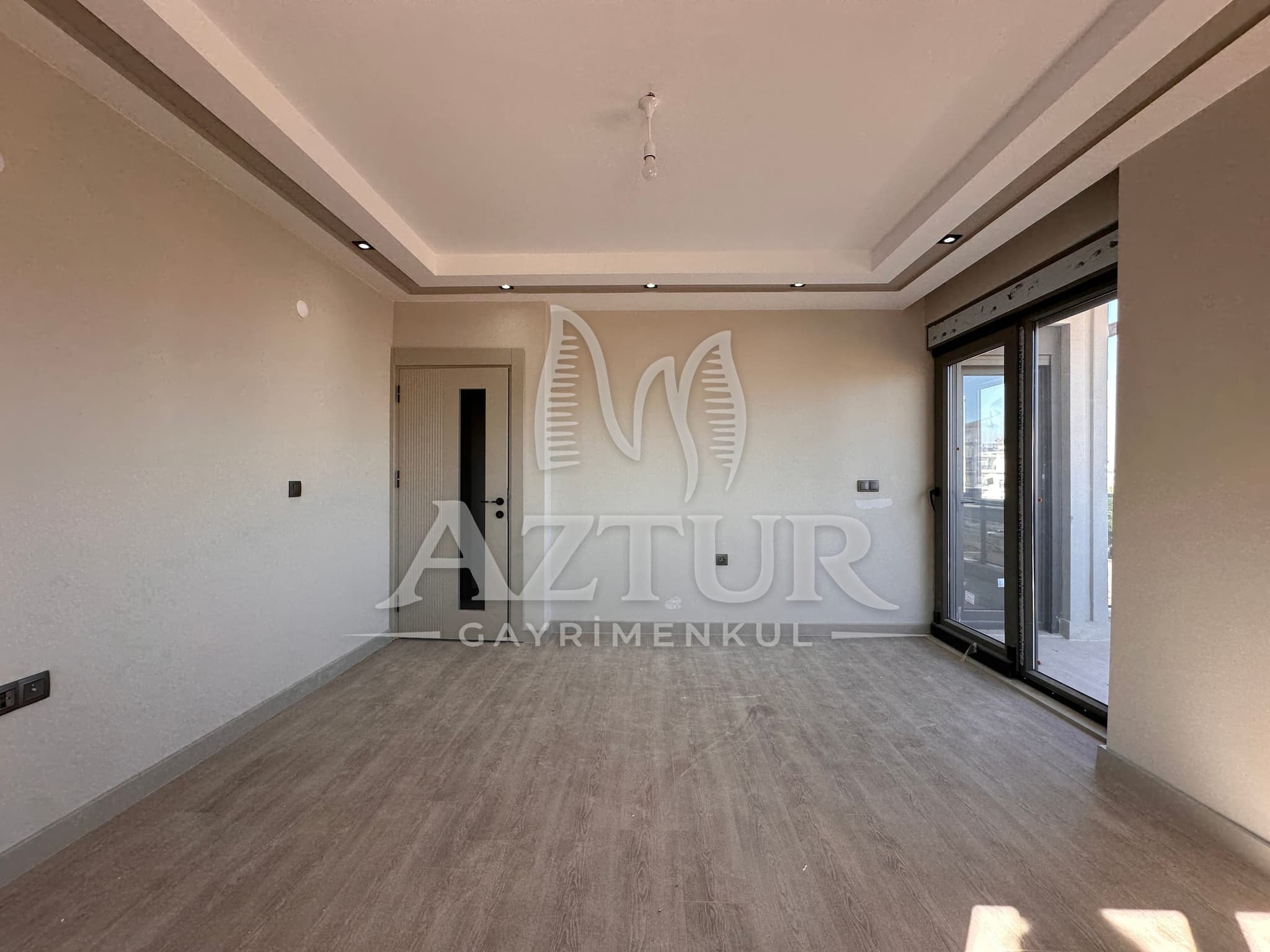 AYANOĞLU'NDA KANAL - TRAMVAY YAKINI SIFIR 2+1 SATILIK DAİRE