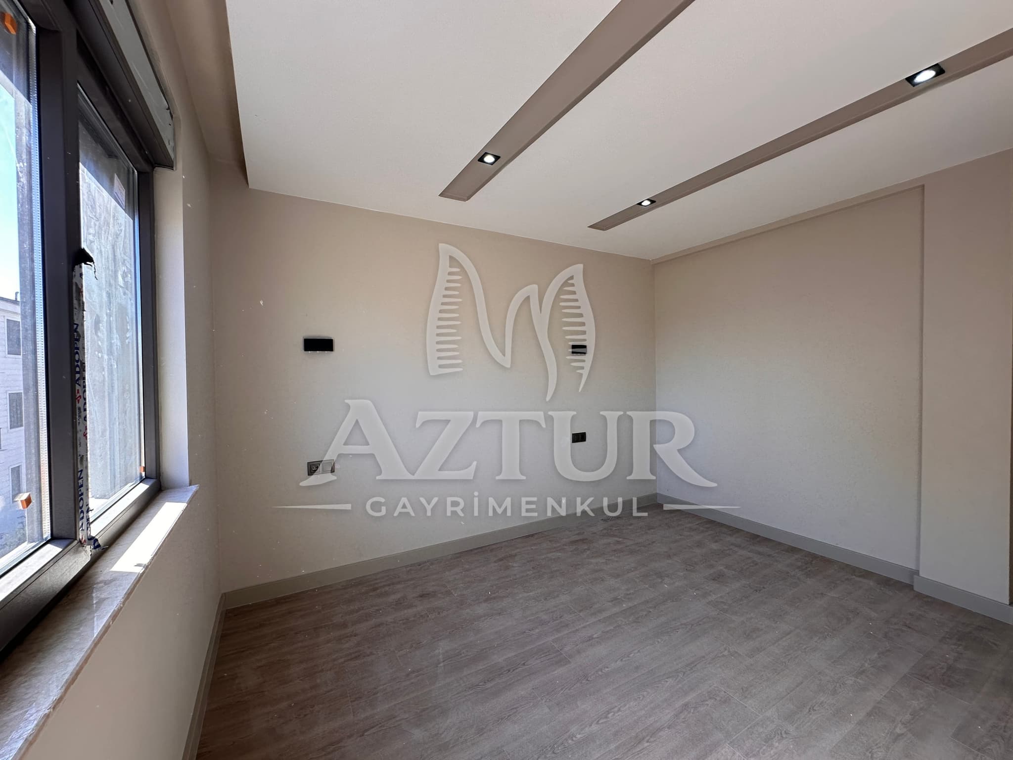 AYANOĞLU'NDA KANAL - TRAMVAY YAKINI SIFIR 2+1 SATILIK DAİRE