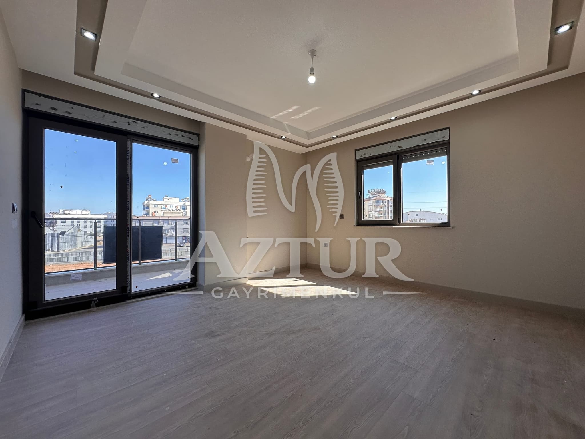 AYANOĞLU'NDA KANAL - TRAMVAY YAKINI SIFIR 2+1 SATILIK DAİRE