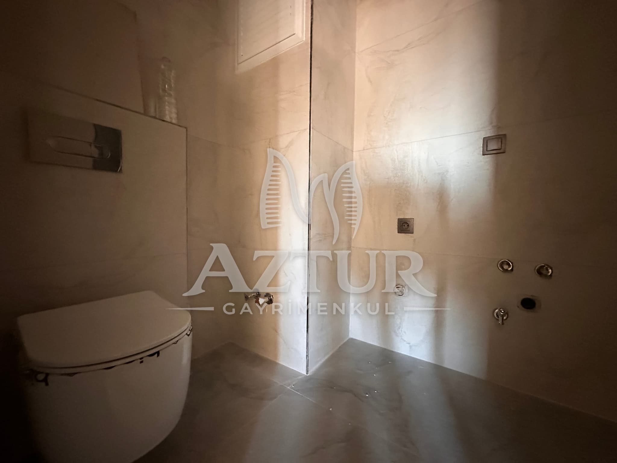 AYANOĞLU'NDA KANAL - TRAMVAY YAKINI SIFIR 2+1 SATILIK DAİRE