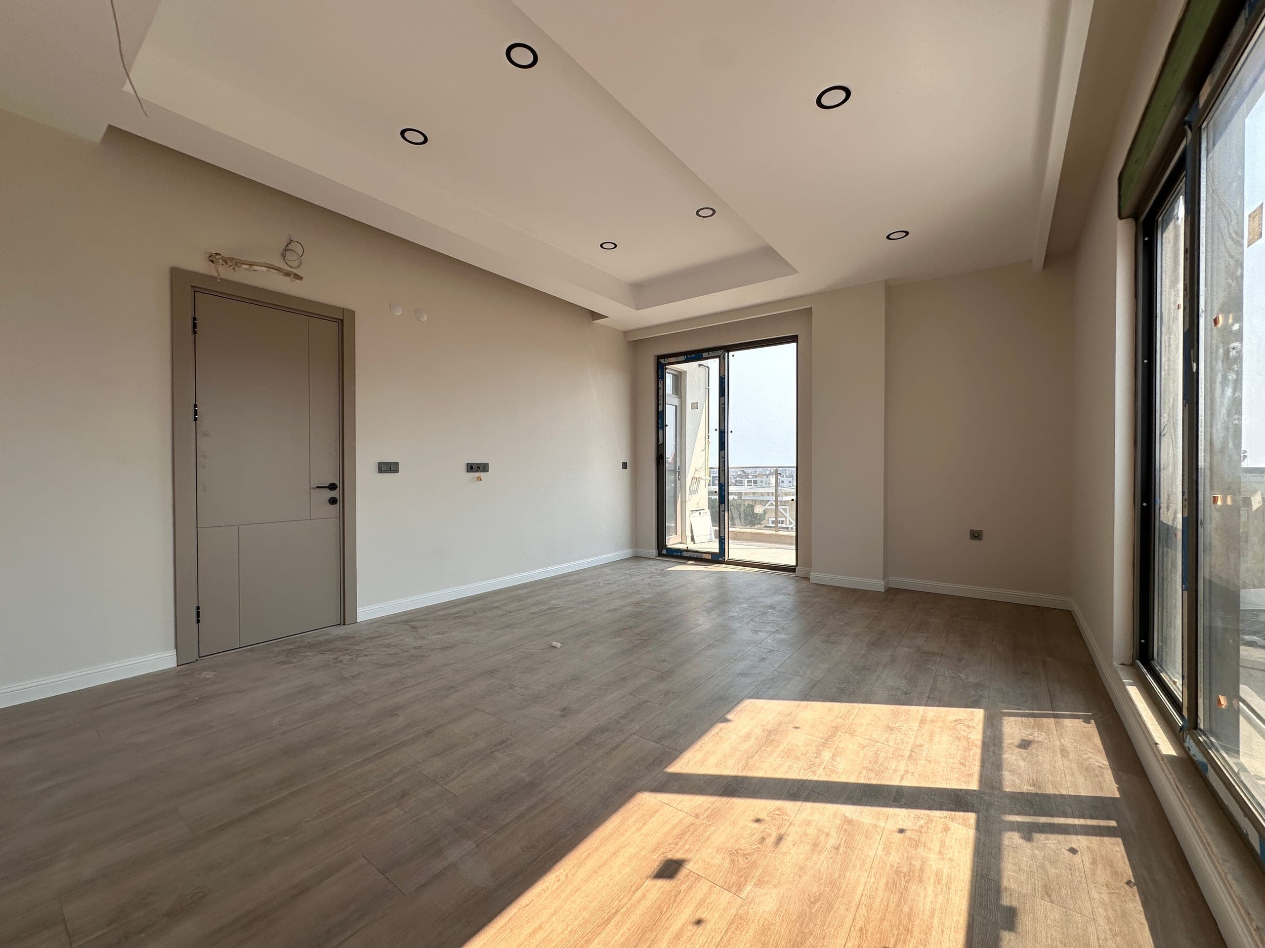 NEFES MODA'DA AYRI MUTFAK GENİŞ M2 EBEVEYN BANYOLU 2+1 SATILIK DAİRE
