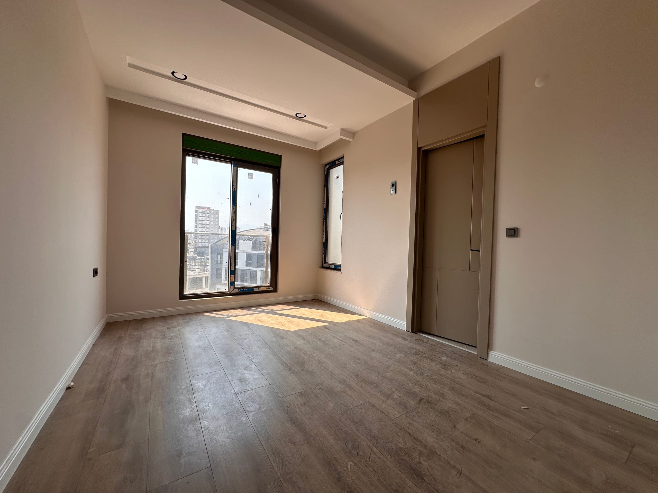 NEFES MODA'DA AYRI MUTFAK GENİŞ M2 EBEVEYN BANYOLU 2+1 SATILIK DAİRE
