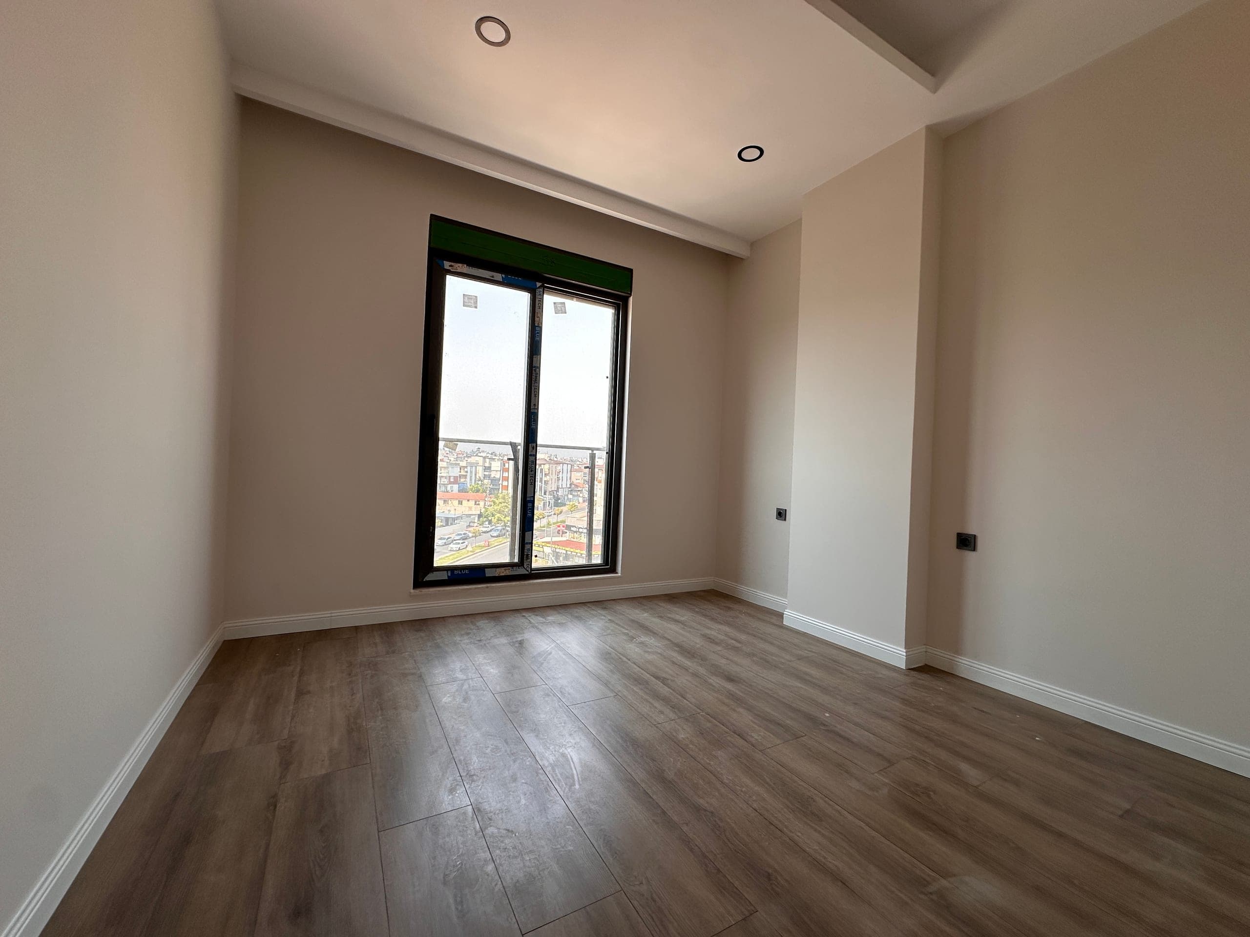 NEFES MODA'DA AYRI MUTFAK GENİŞ M2 EBEVEYN BANYOLU 2+1 SATILIK DAİRE