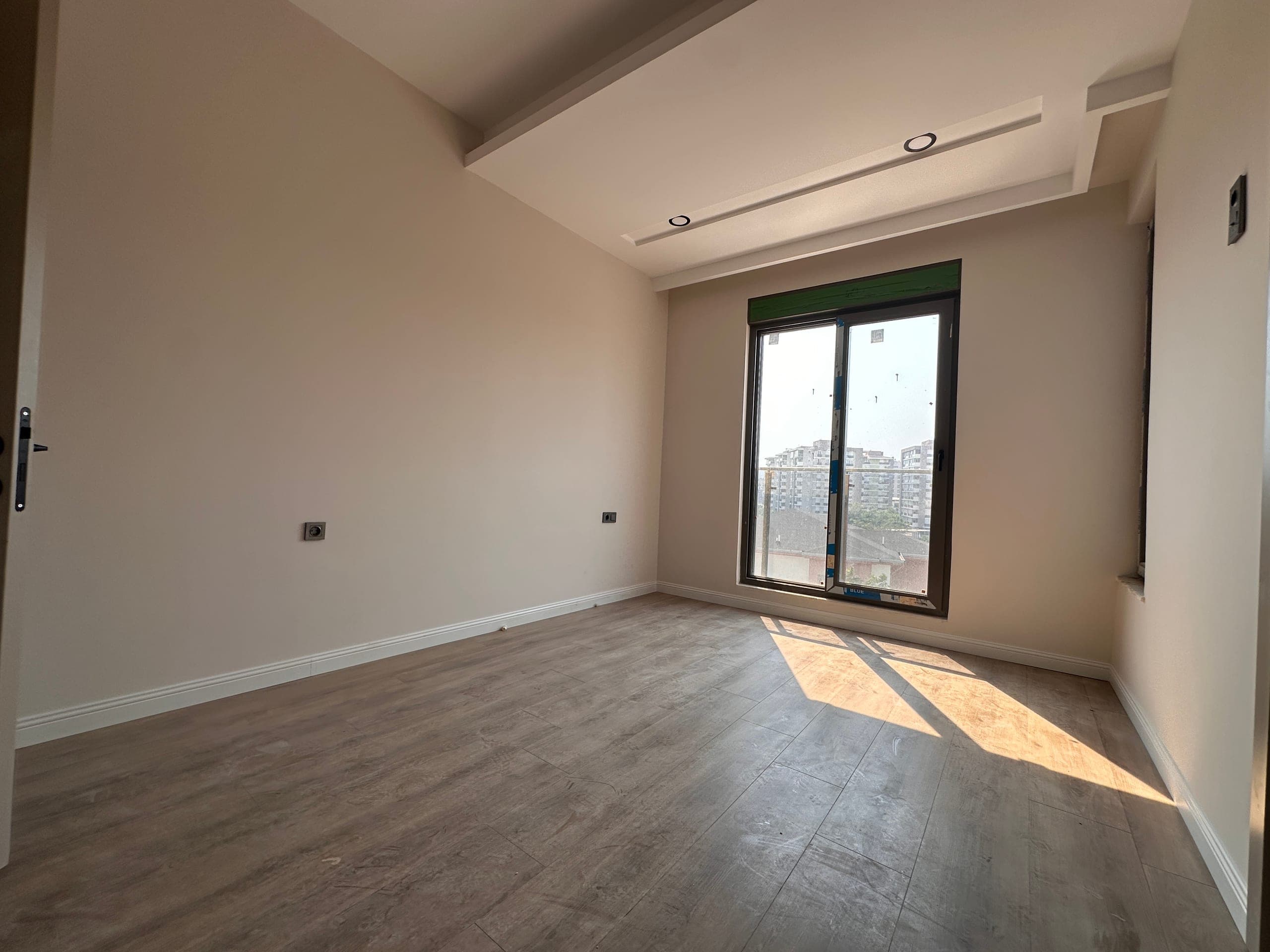 NEFES MODA'DA AYRI MUTFAK GENİŞ M2 EBEVEYN BANYOLU 2+1 SATILIK DAİRE