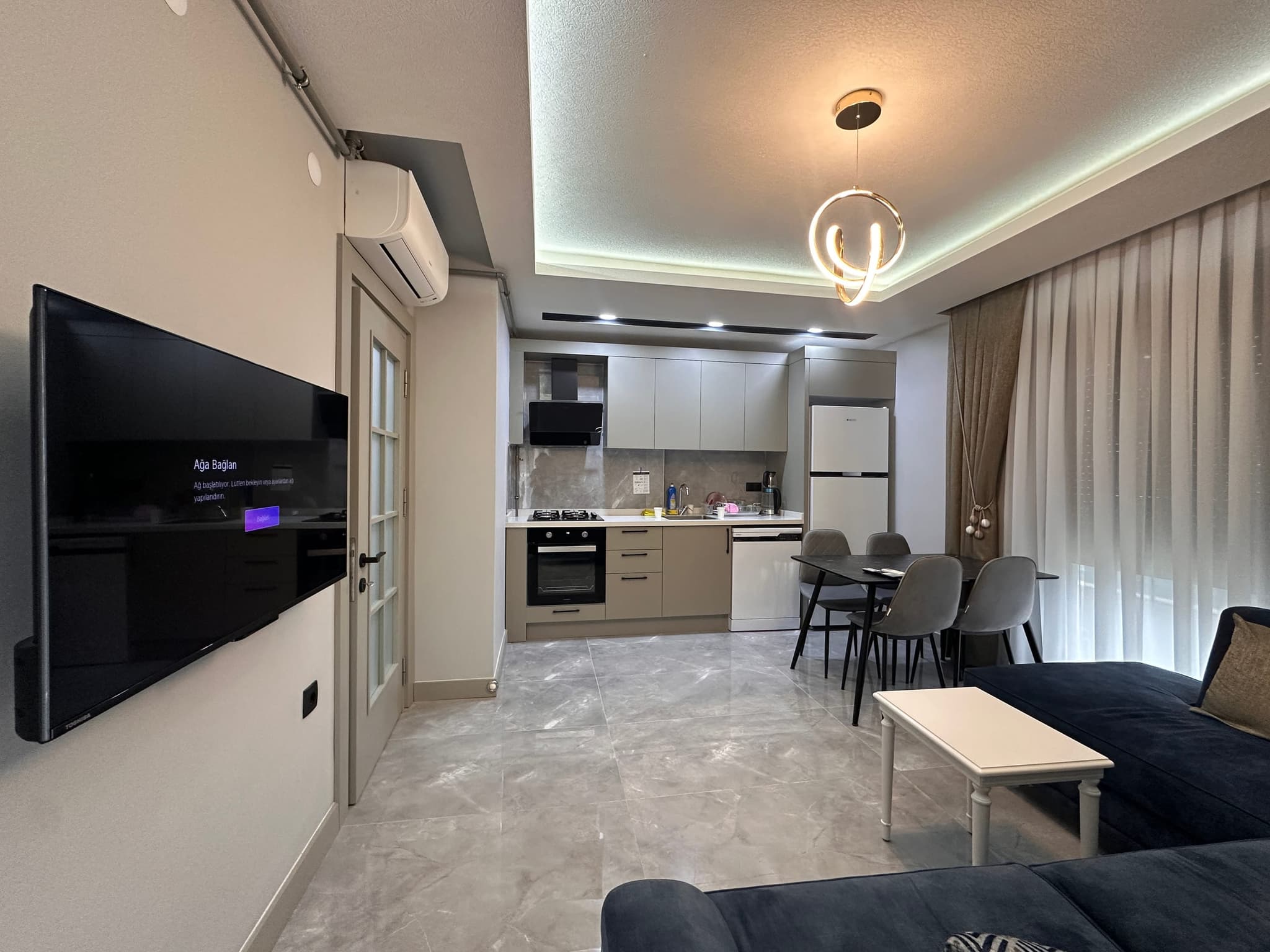 SARISU HAVUZLU SİTE İÇERİSİNDE ULTRS LÜKS 1+1 SATILIK DAİRE