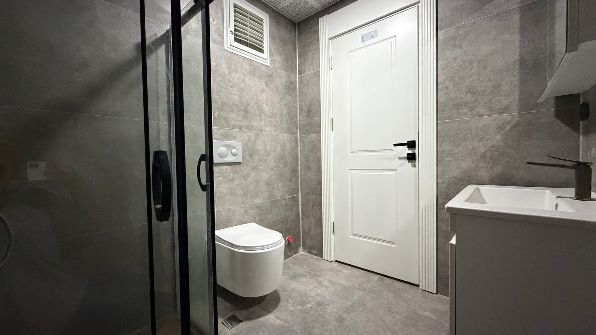 ALTINTAŞ MH 2+1 1.KAT HAVUZLU SİTE İÇİ SATILIK DAİRE