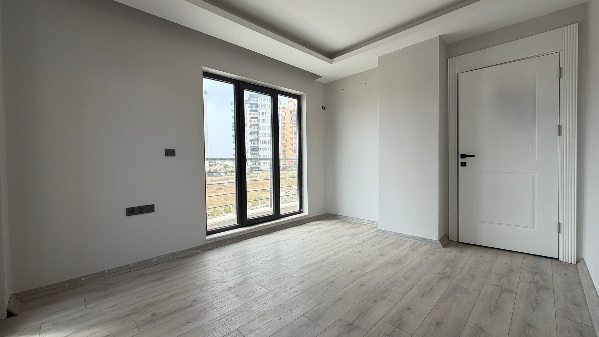 ALTINTAŞ MH 2+1 1.KAT HAVUZLU SİTE İÇİ SATILIK DAİRE