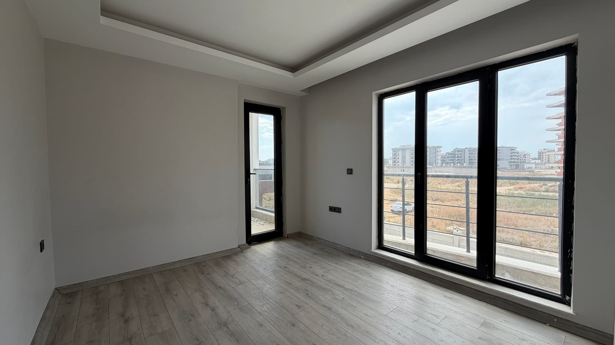 ALTINTAŞ MH 2+1 1.KAT HAVUZLU SİTE İÇİ SATILIK DAİRE